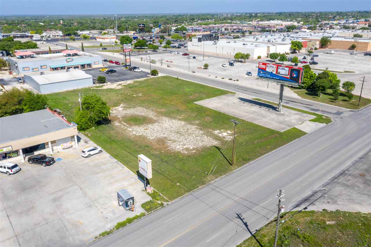Image 9 of 15 For 2122 Bedell  