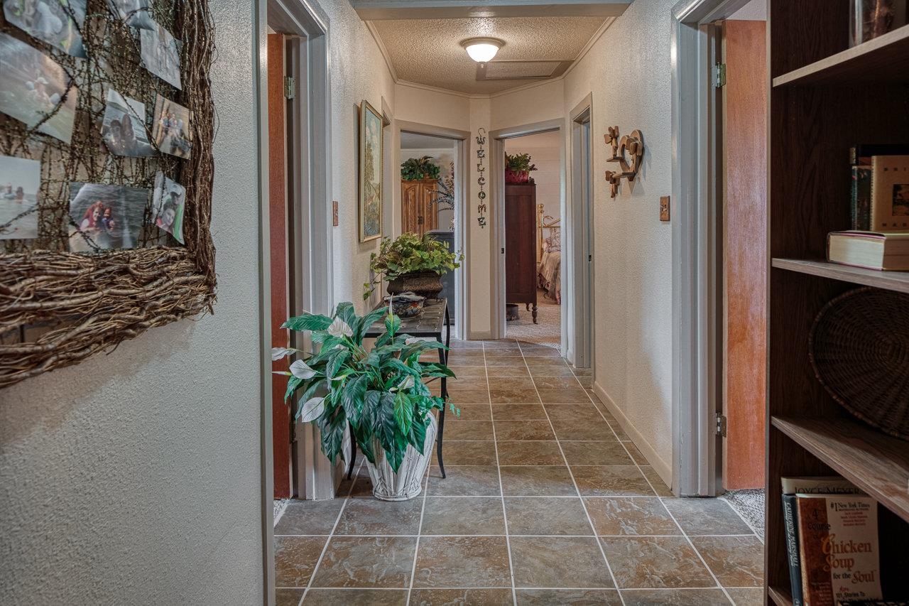 Image 26 of 48 For 806 Camino Real St.