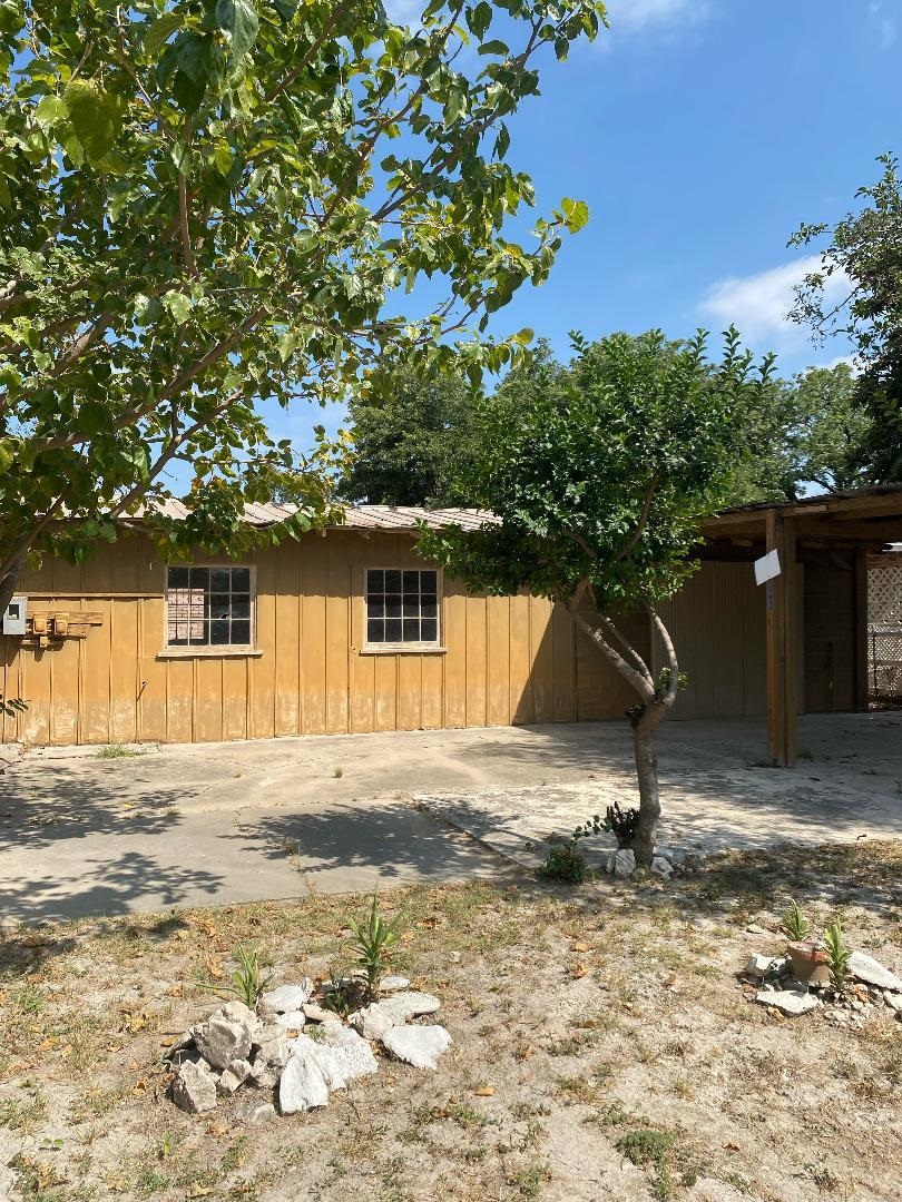 Image 6 of 15 For 703-05 Gillis