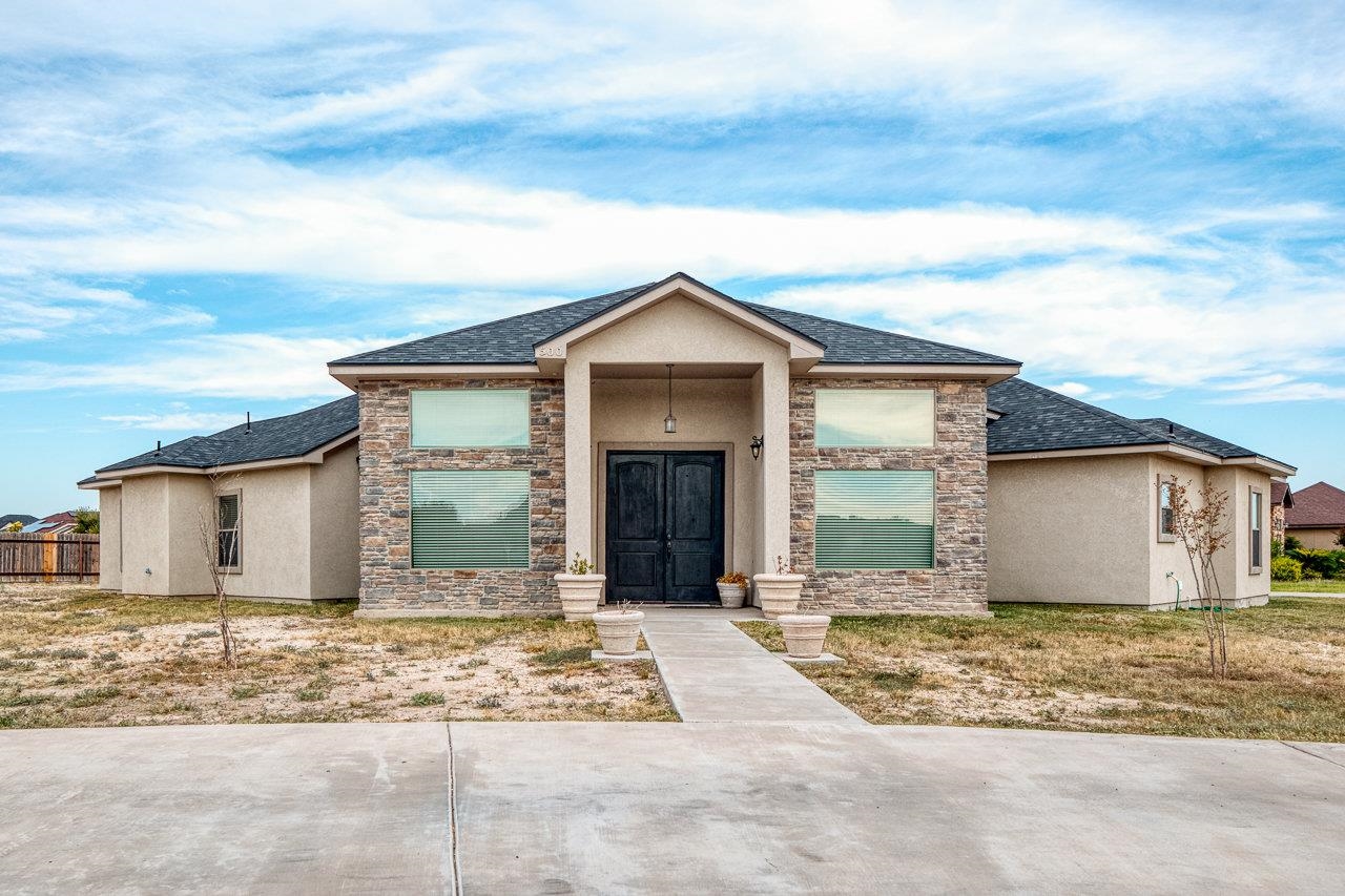 Details for 500 Echo Valley, Del Rio, TX 78840