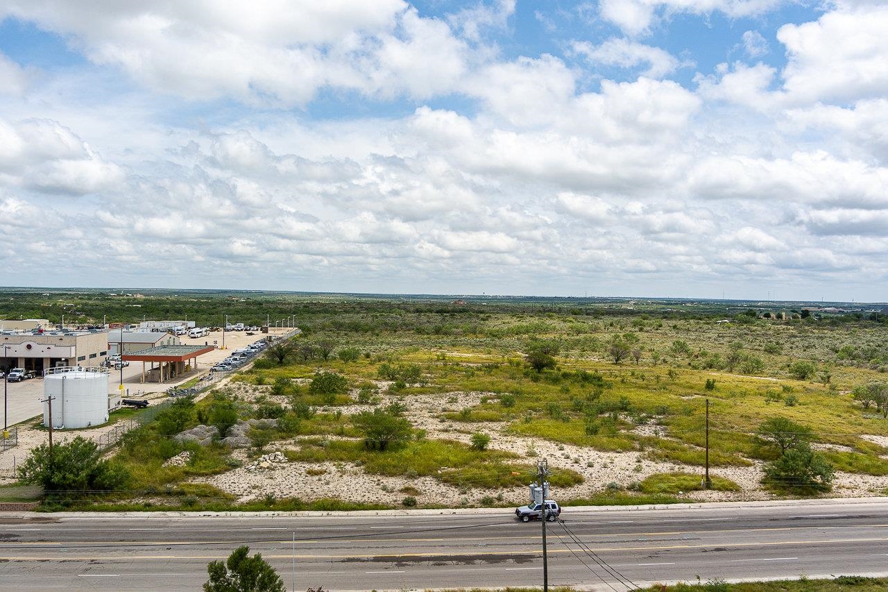 Image 8 of 26 For 2209 Dodson  