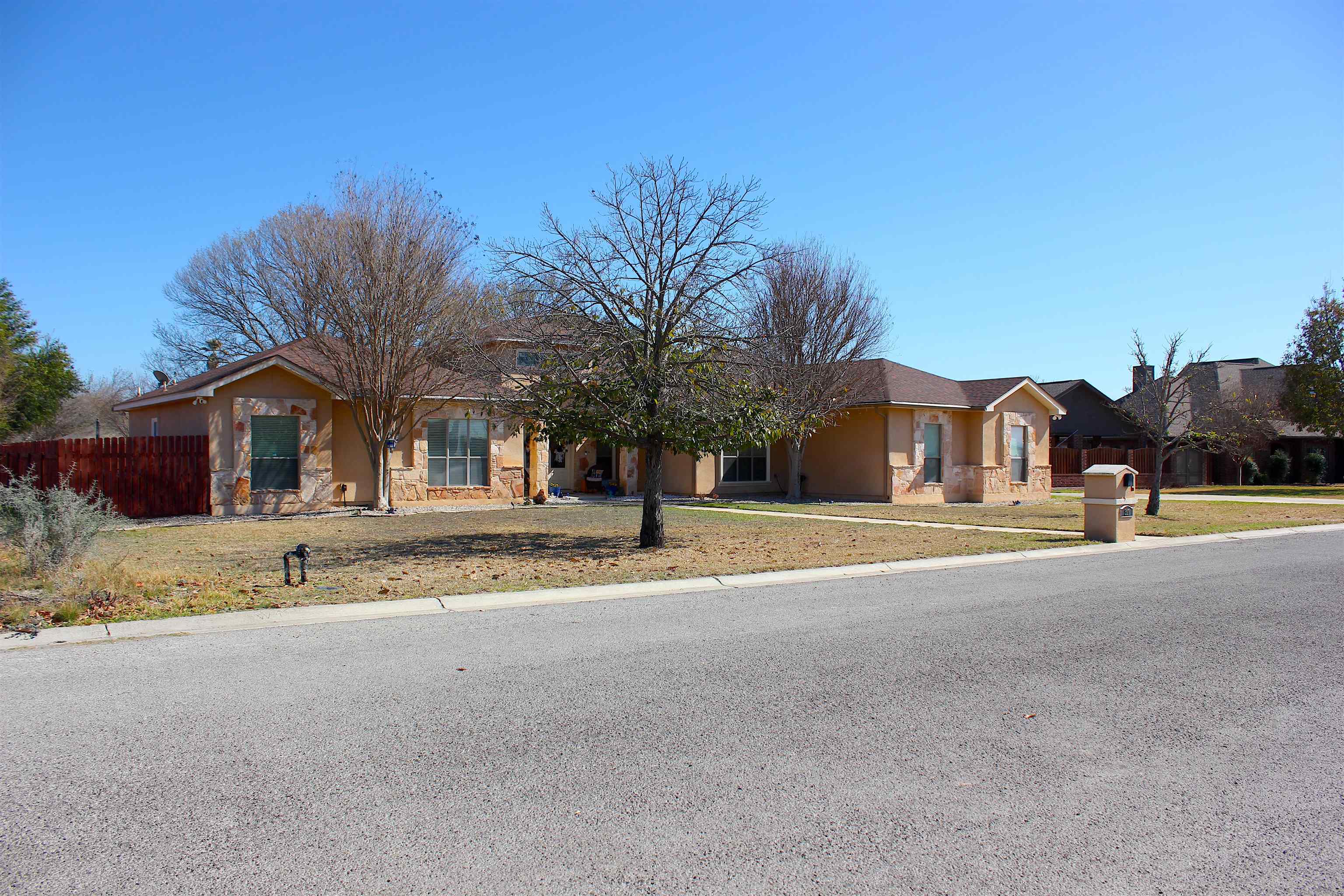 Image 40 of 48 For 207 Ceniza Ridge