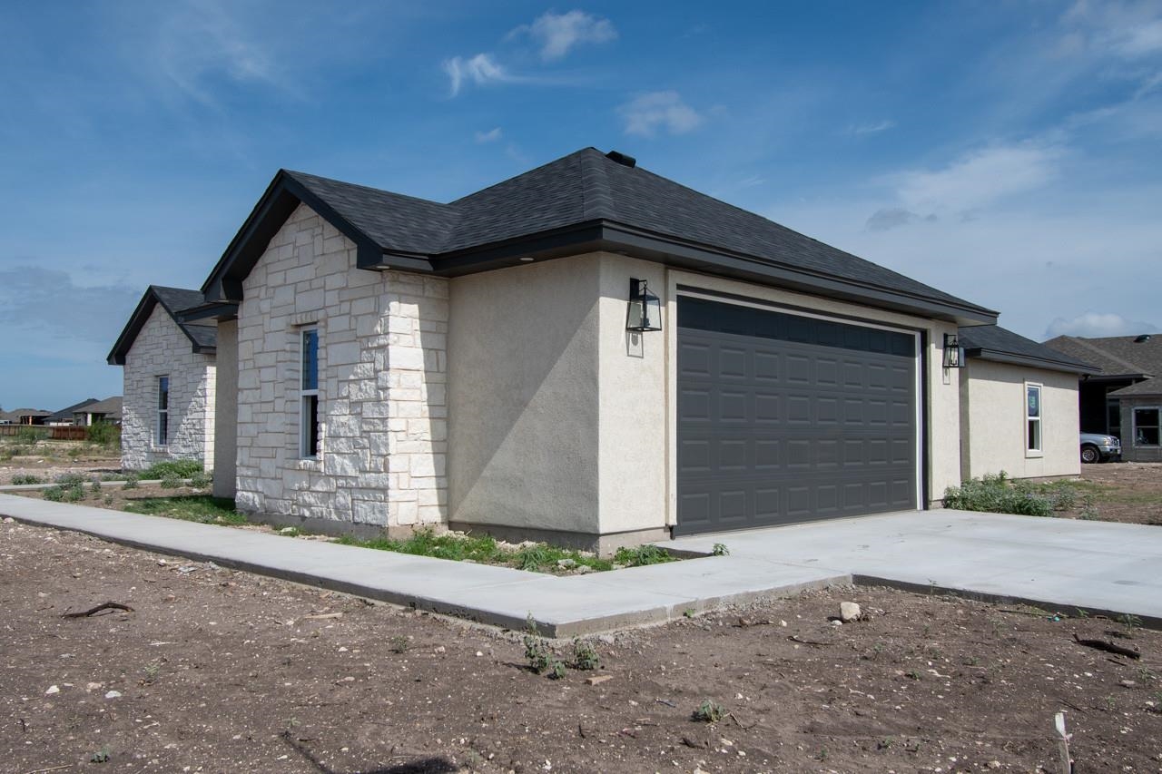 Image 9 of 11 For 206 Persimmon