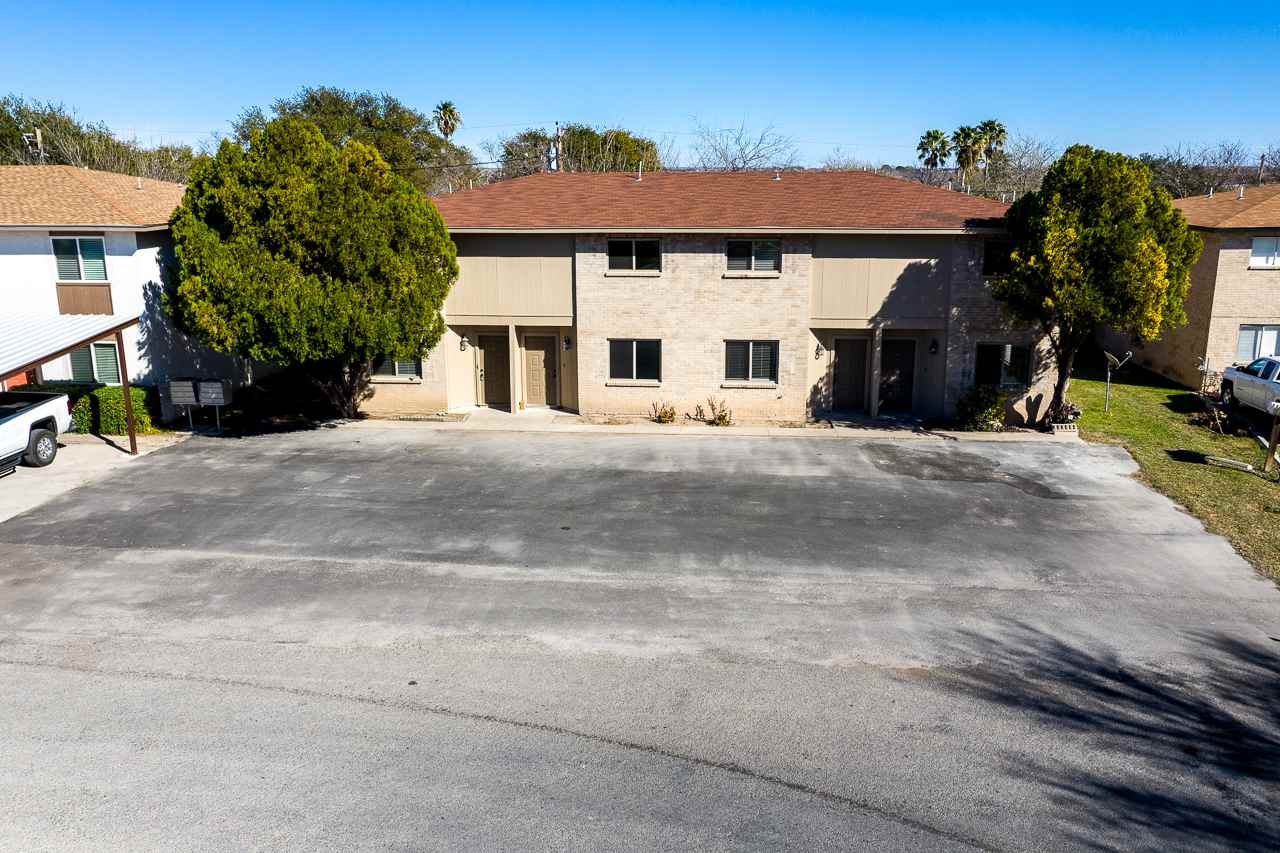Image 17 of 21 For 111 A Rhonda Drive