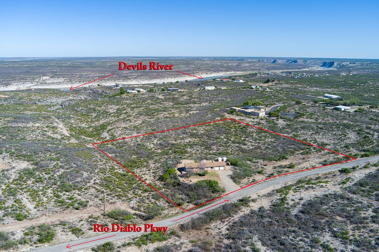 Image 21 of 29 For 1553 Rio Diablo Parkway