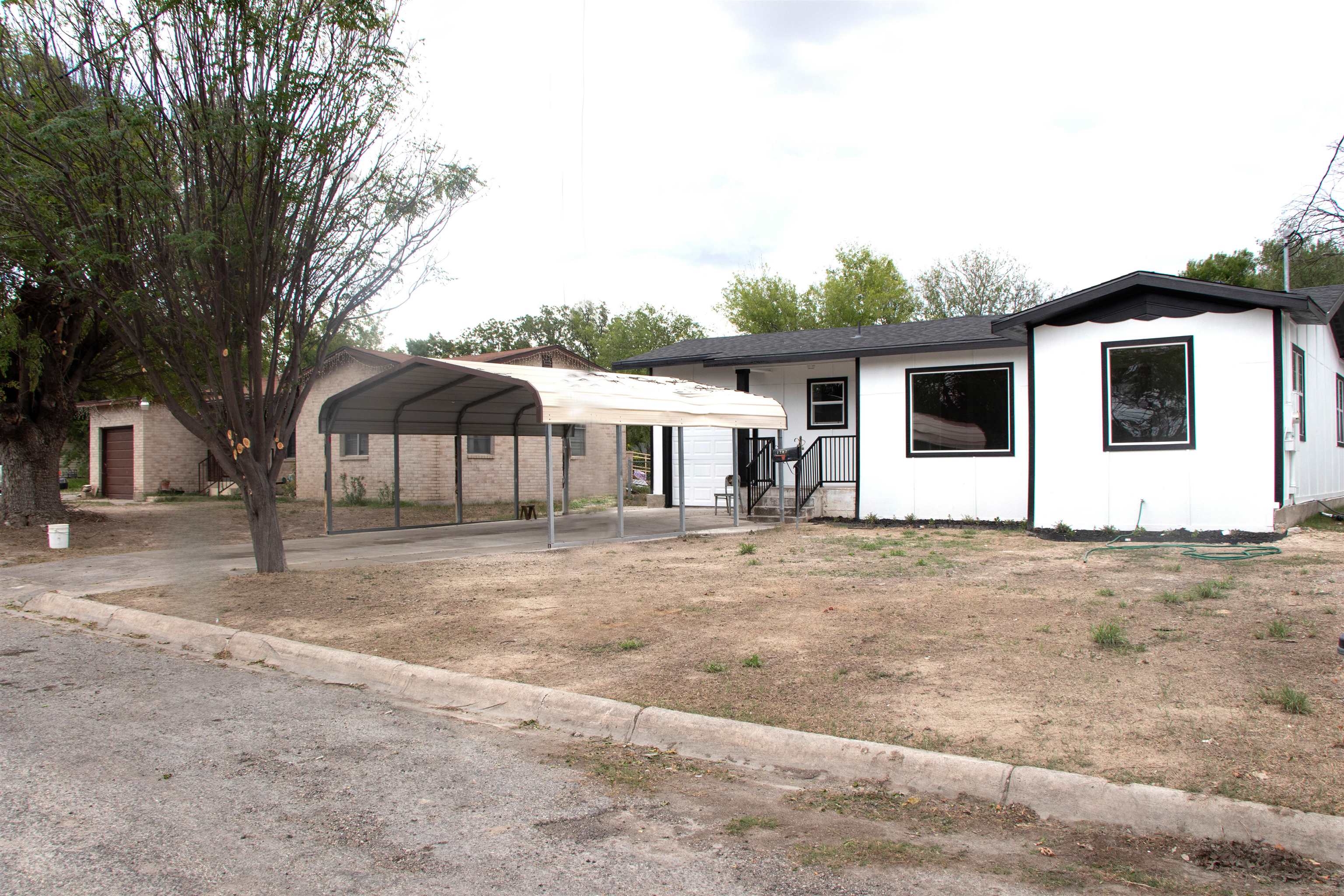 Image 12 of 34 For 1707 Avenue D