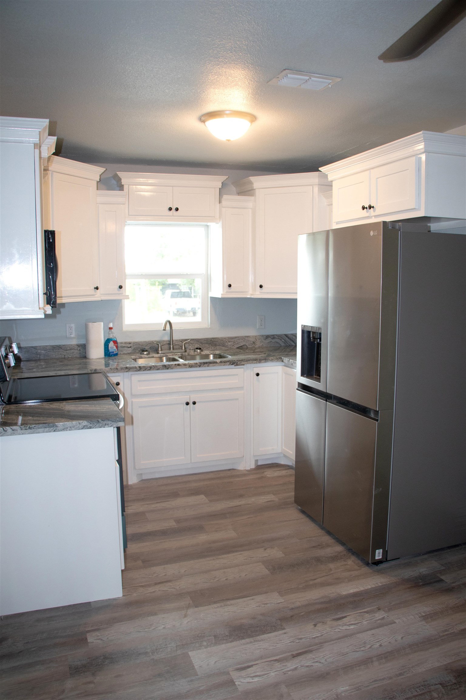 Image 13 of 34 For 1707 Avenue D