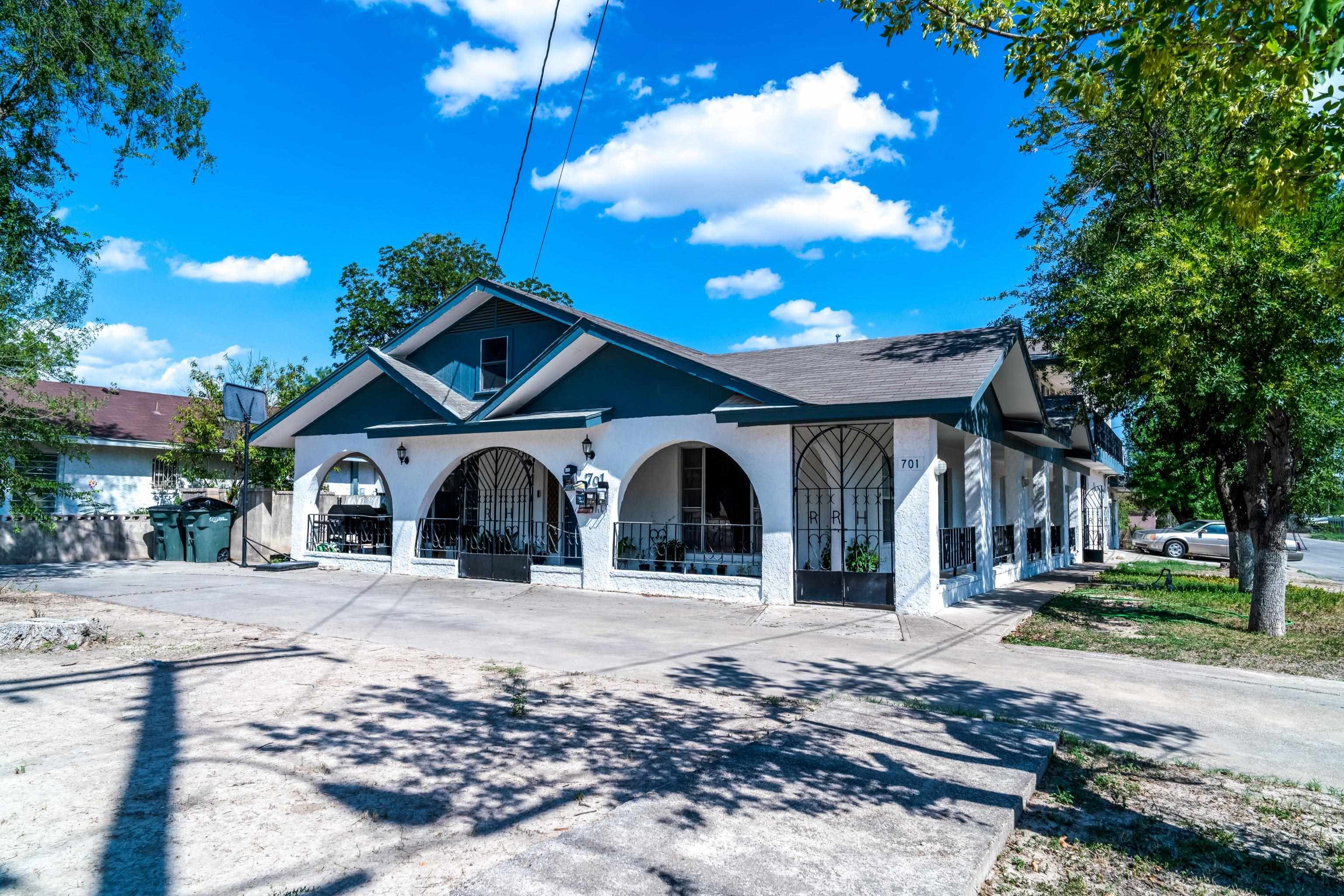 Details for 701 6th Street E, Del Rio, TX 78840