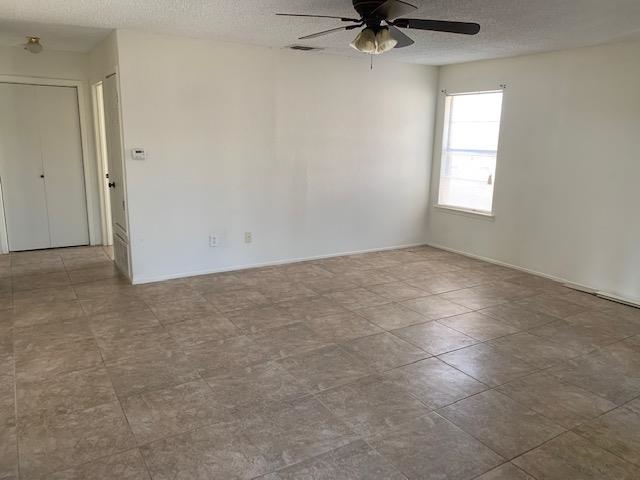 Image 2 of 10 For 109 Shannon Circle Unit A