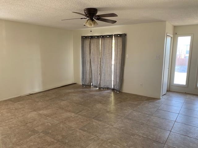 Image 7 of 10 For 109 Shannon Circle Unit A