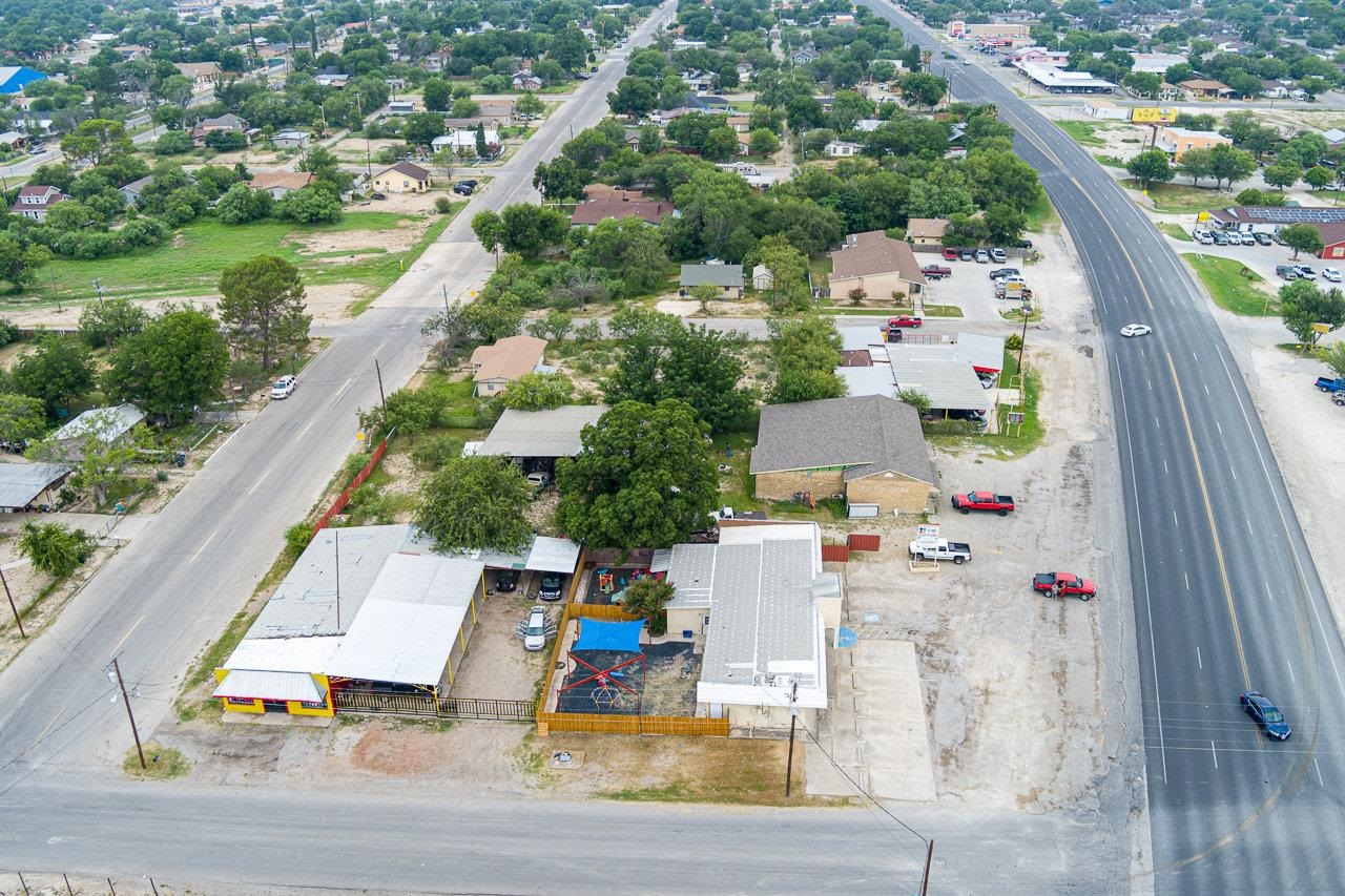 Image 36 of 40 For 1011 Dr. Fermin Calderon