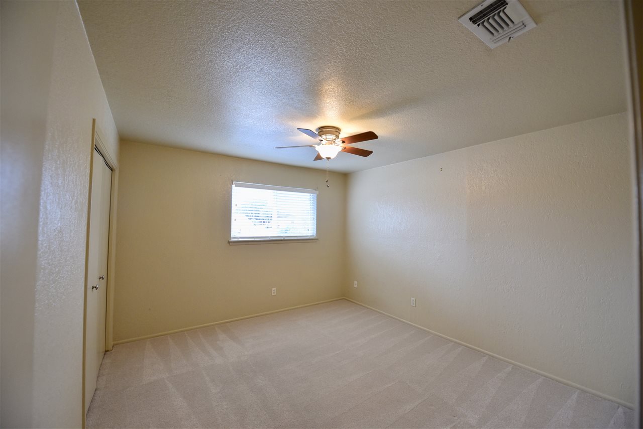 Image 9 of 18 For 115 C Rhonda Drive