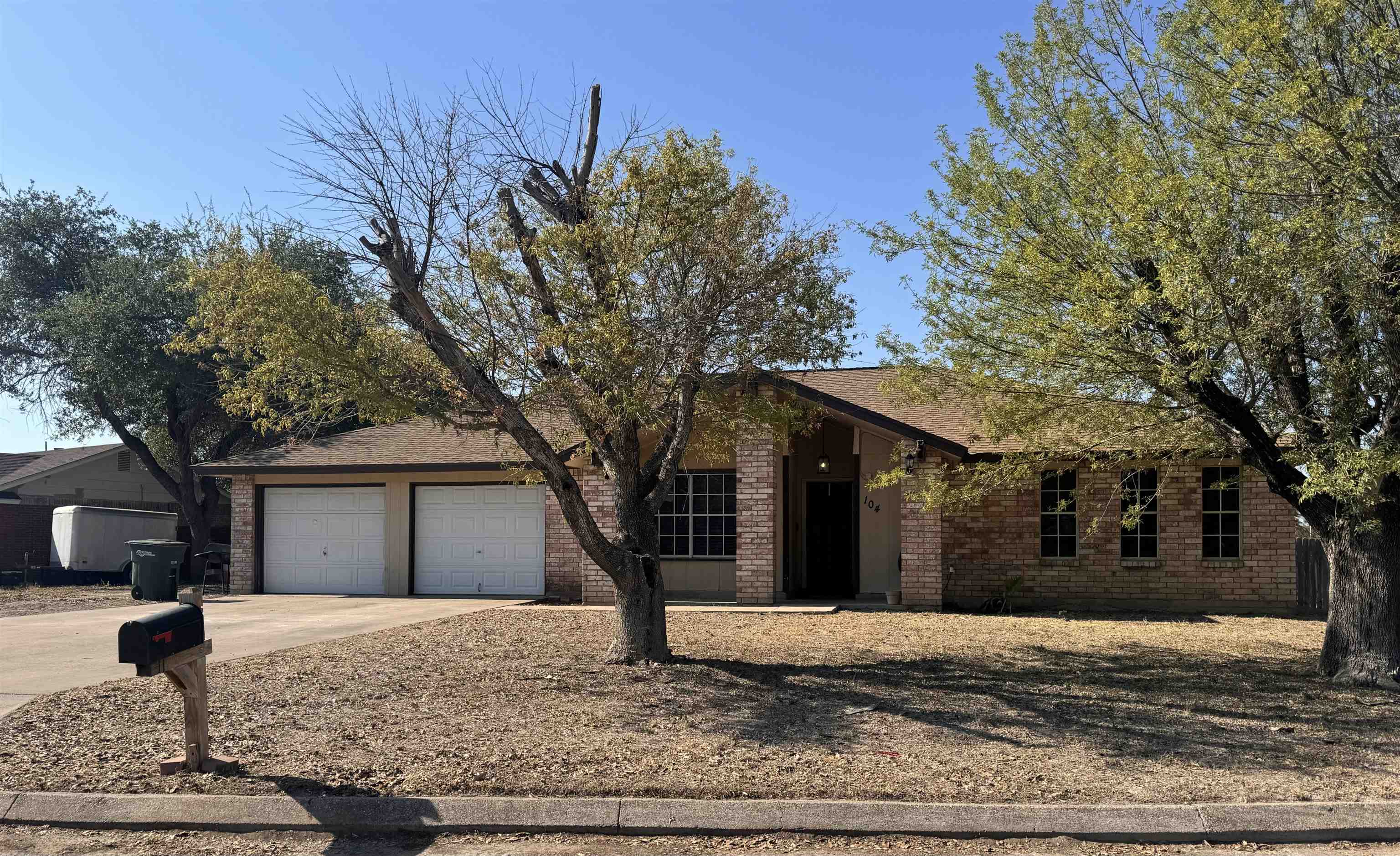 Details for 104 Maverick, Del Rio, TX 78840