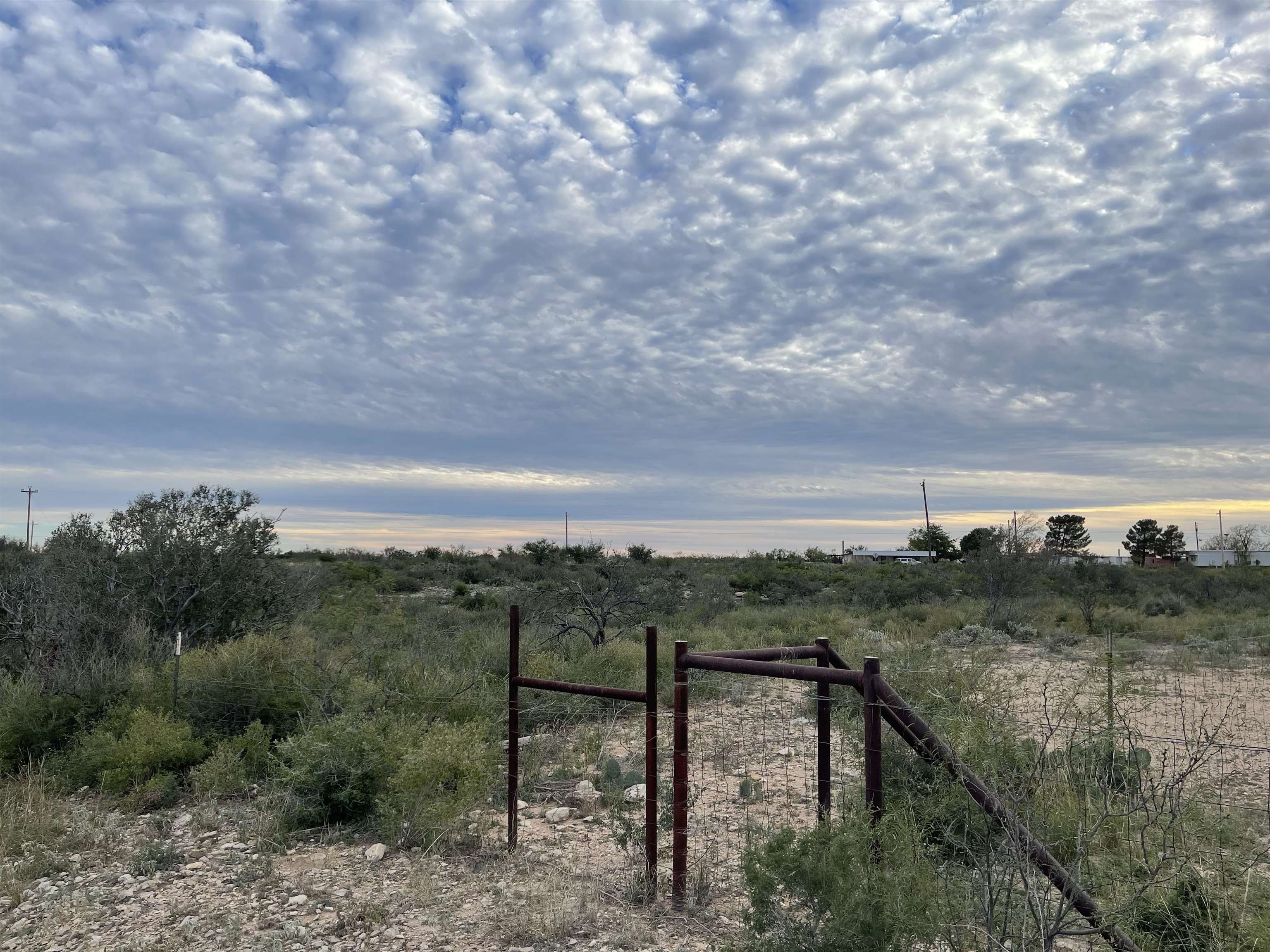 Image 10 of 30 For 33221 U.s. Hwy 90 W