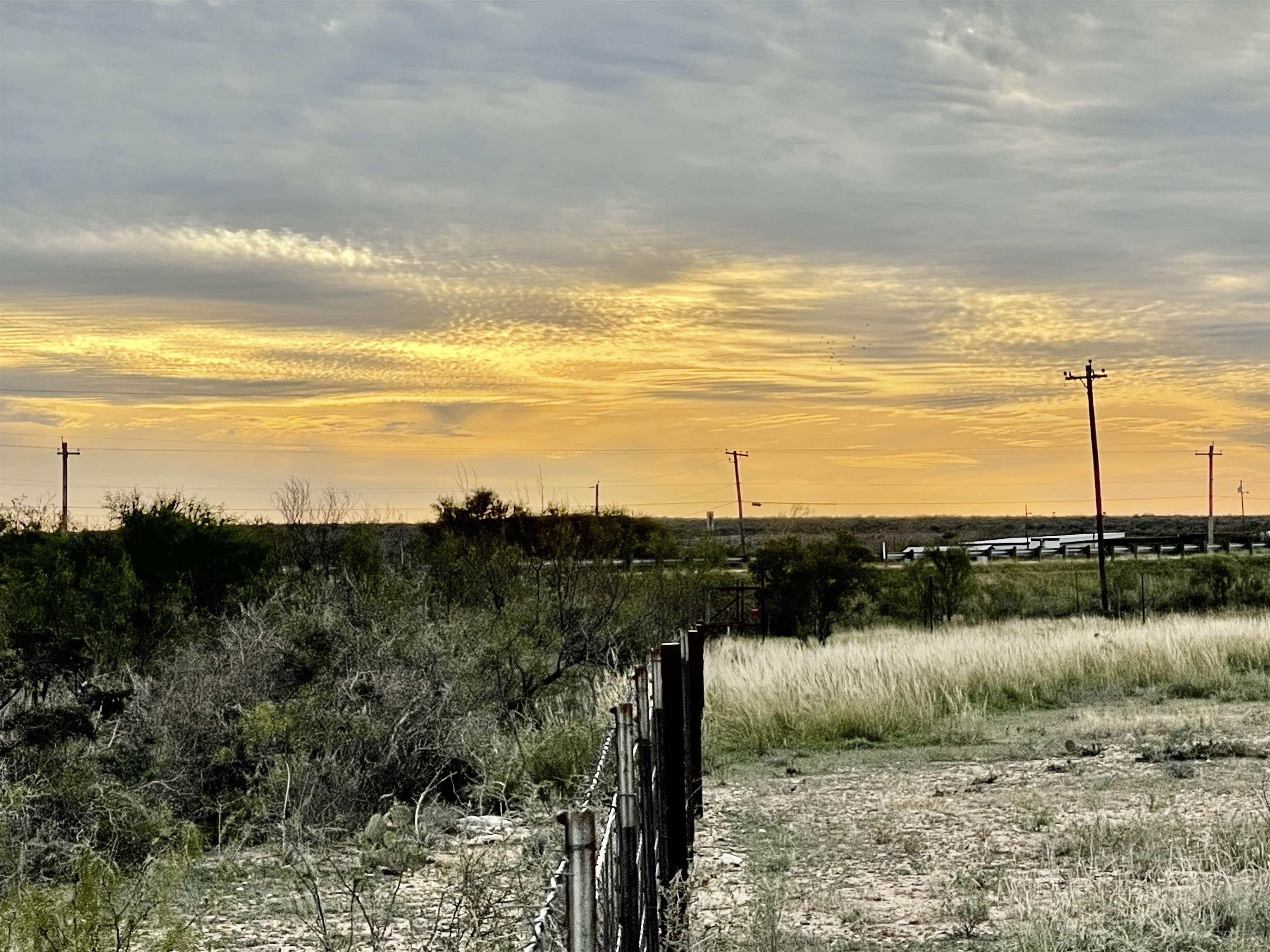 Image 12 of 30 For 33221 U.s. Hwy 90 W