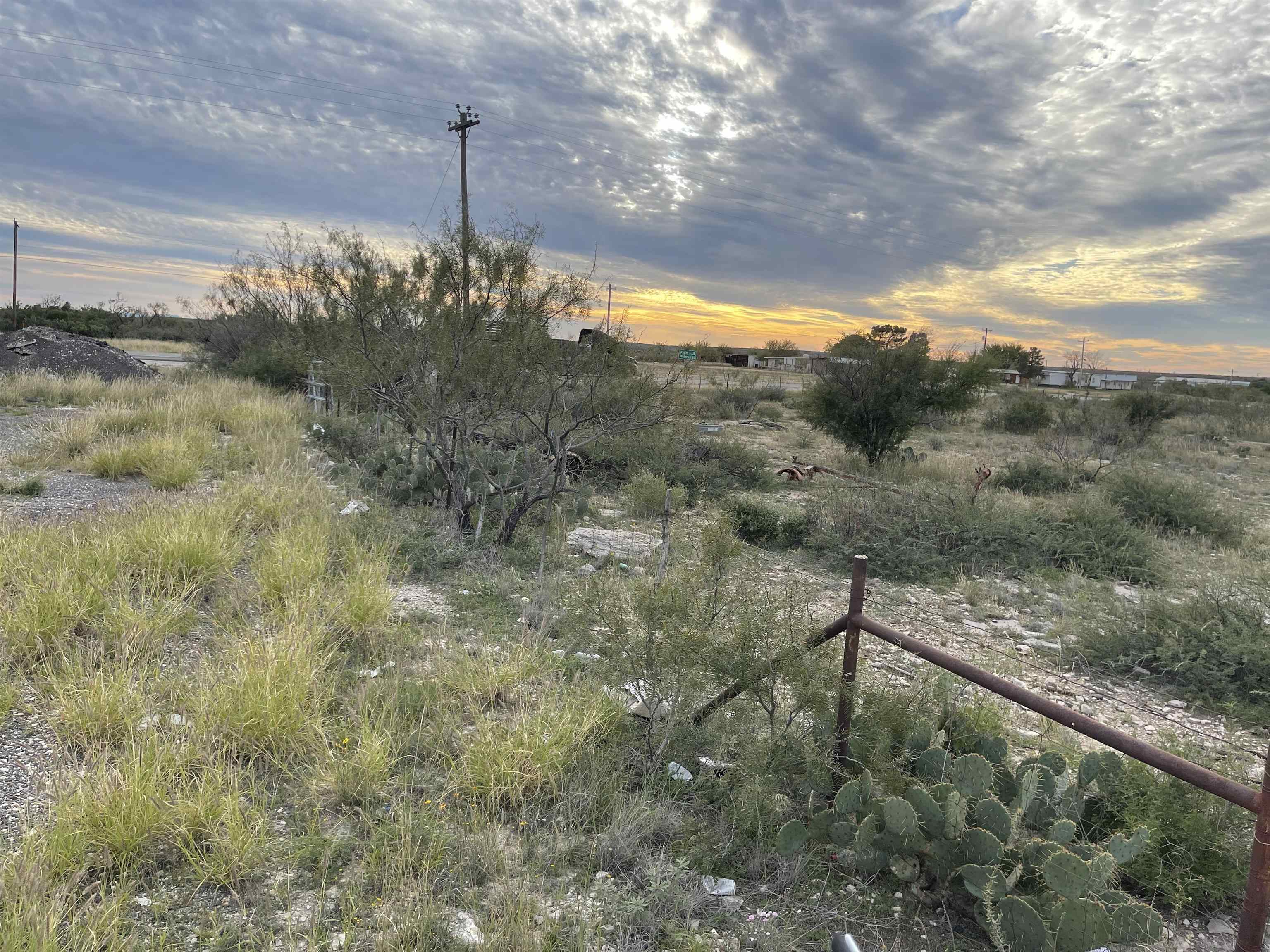 Image 13 of 30 For 33221 U.s. Hwy 90 W