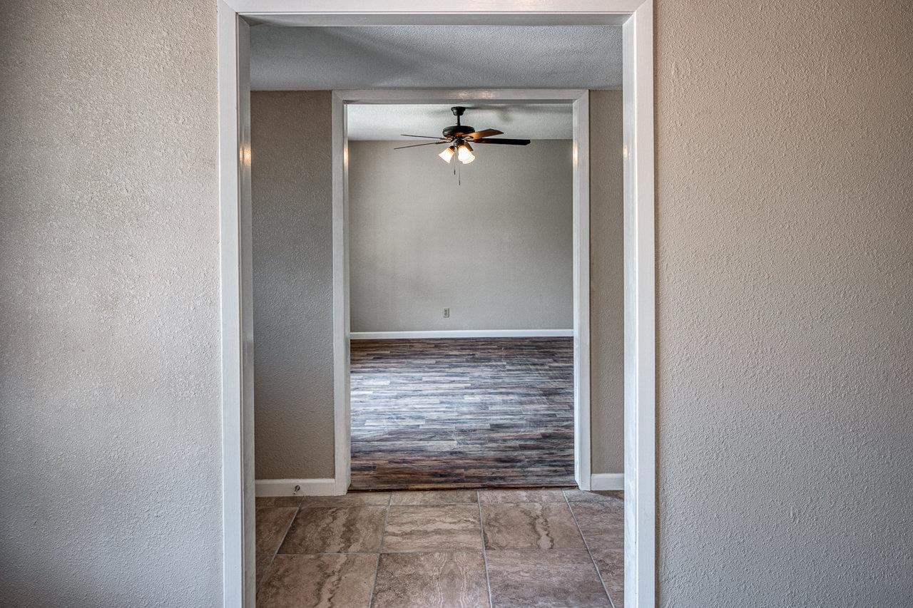 Image 4 of 40 For 109 Fox Drive