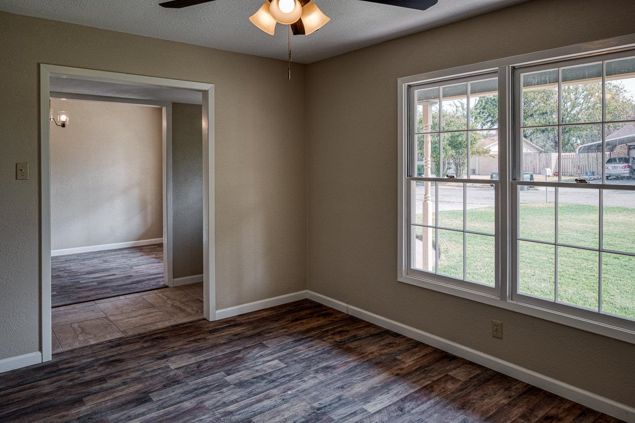 Image 6 of 40 For 109 Fox Drive