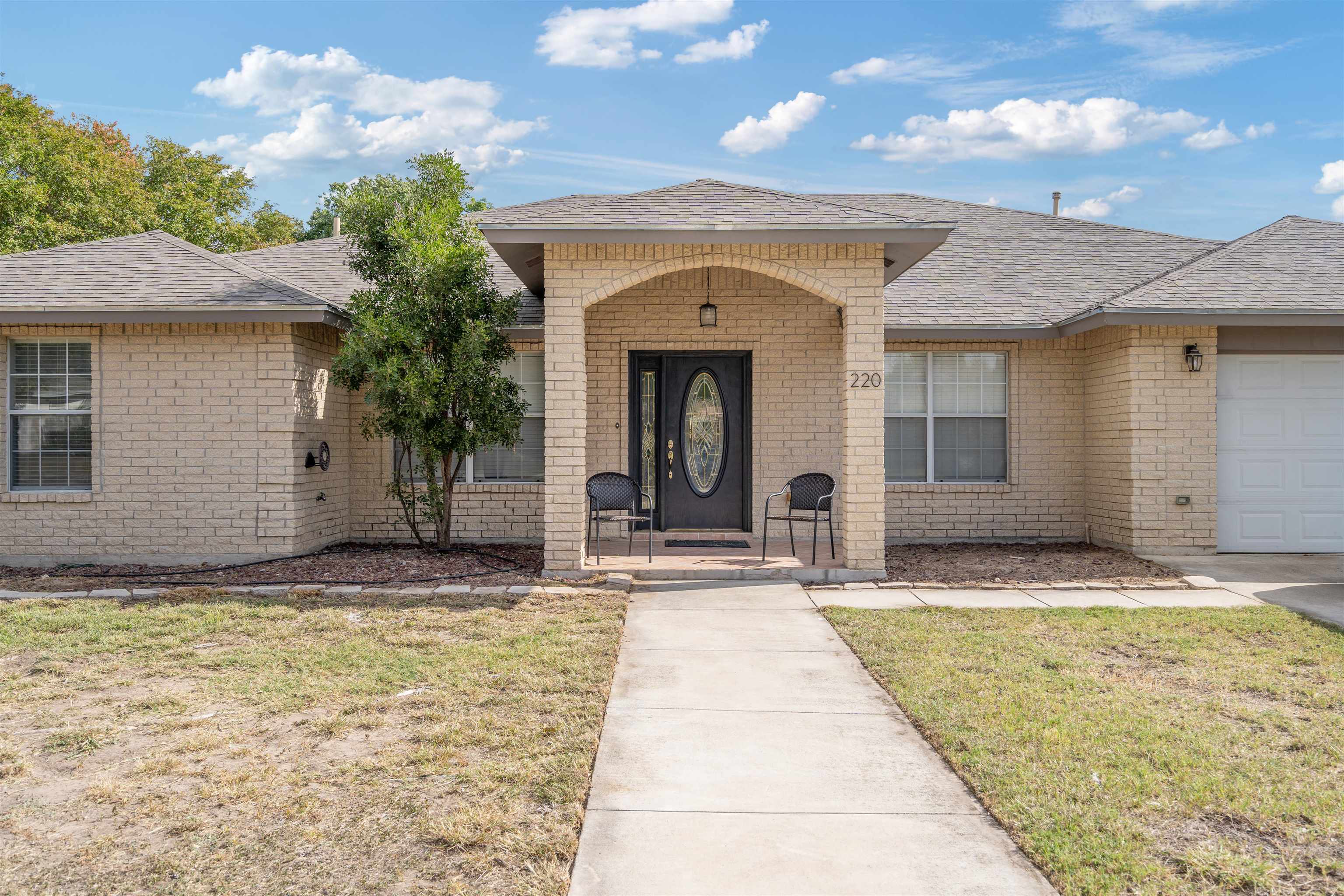 Details for 220 White Feather, Del Rio, TX 78840