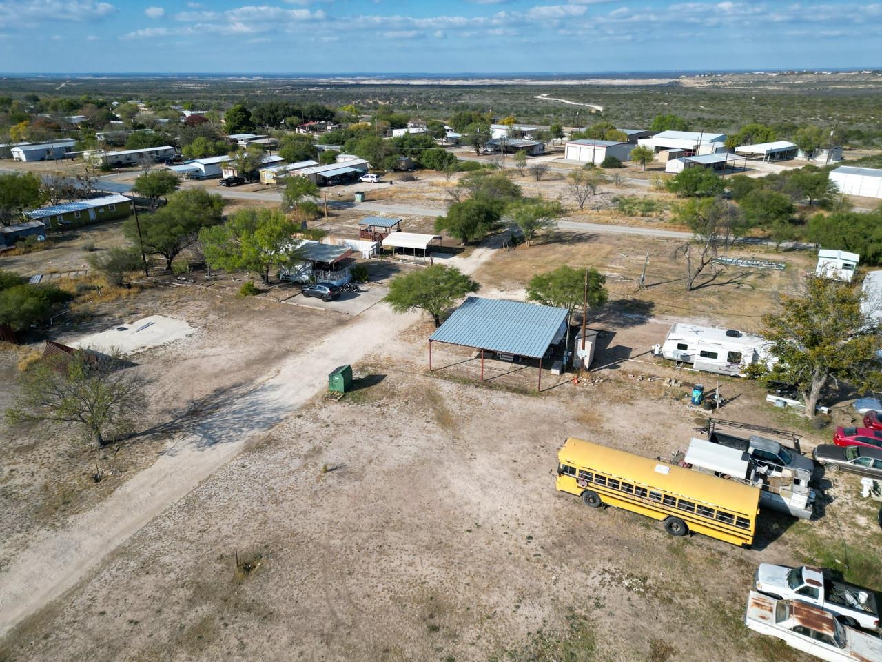 Image 15 of 20 For 7657 Us Hwy 90 W