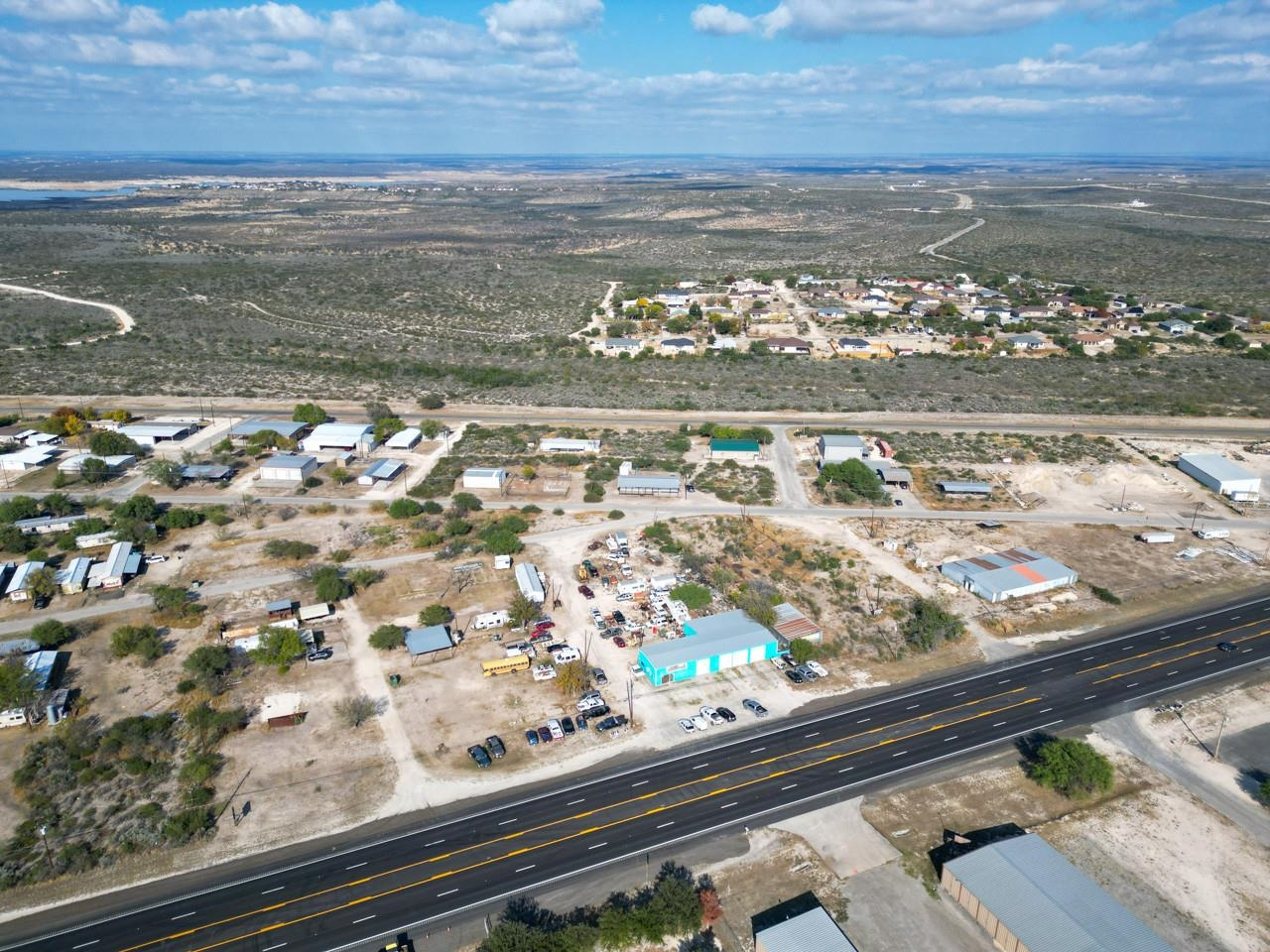 Image 9 of 20 For 7657 Us Hwy 90 W