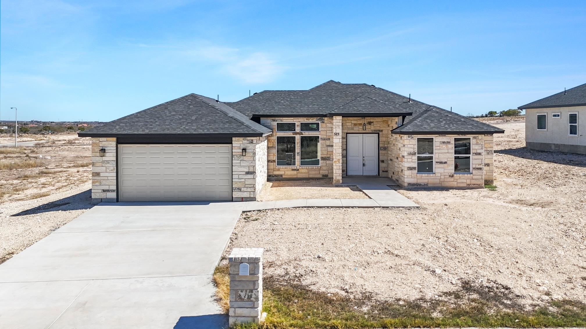 Details for 523 Canyon Creek, Del Rio, TX 78840