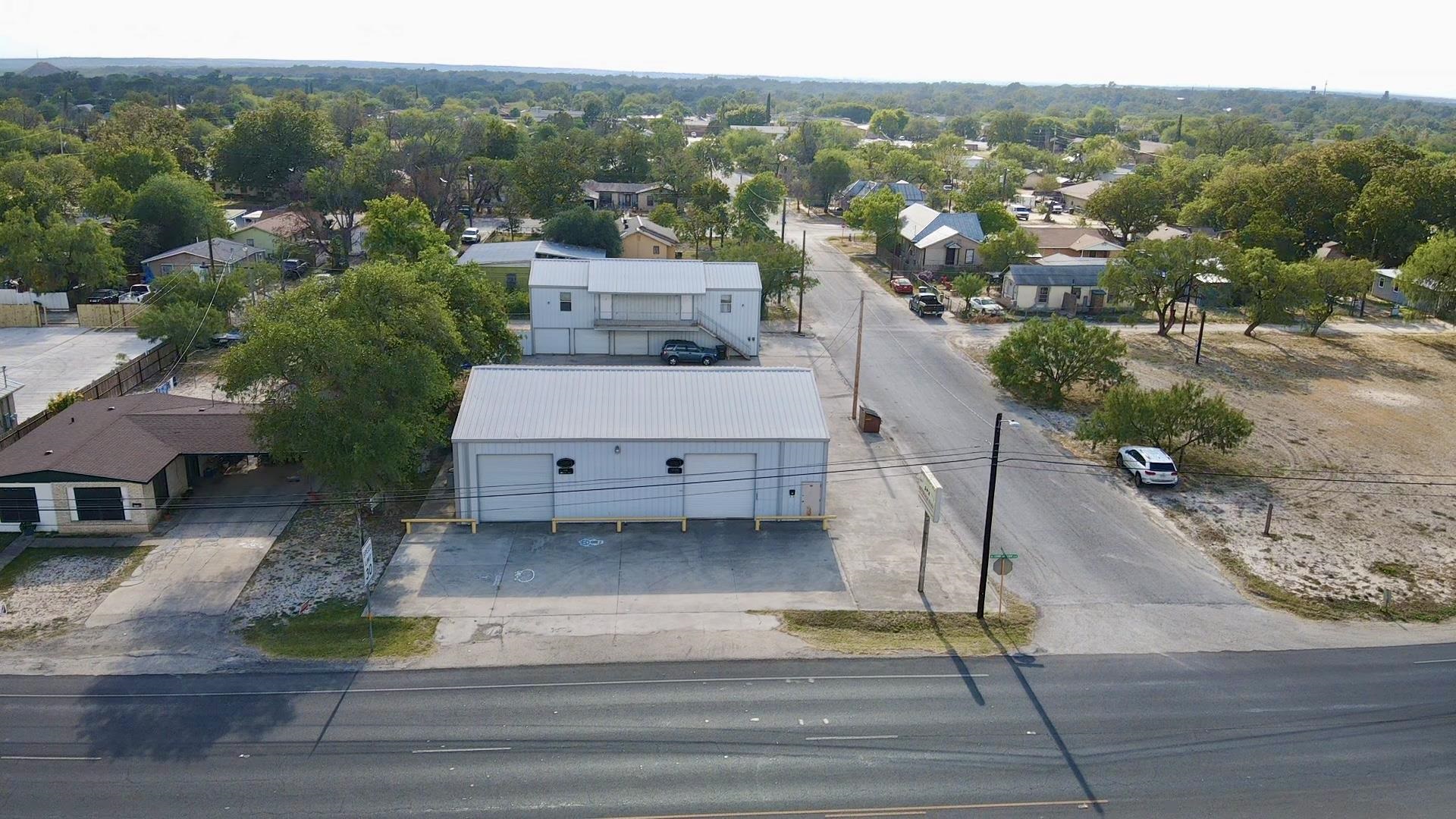 Image 18 of 20 For 401 Dr Fermin Calderon Blvd