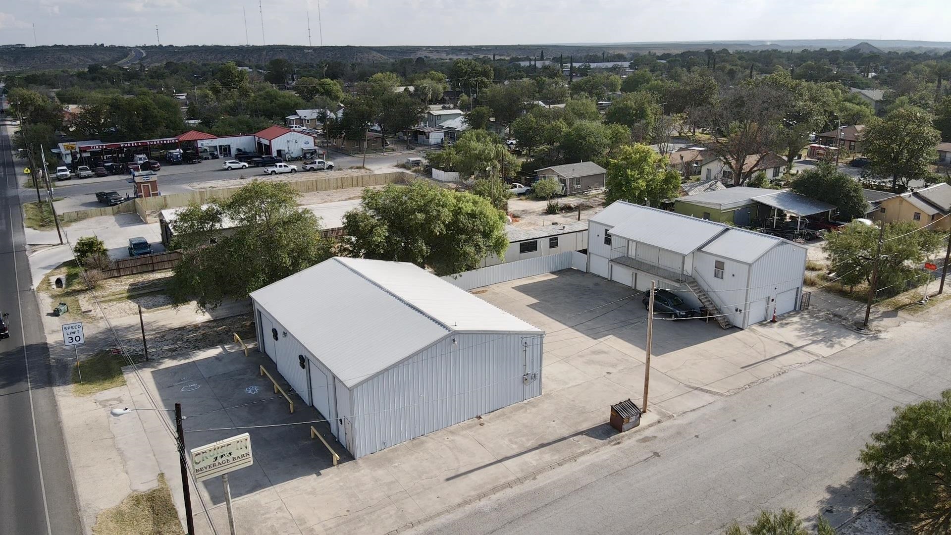 Image 19 of 20 For 401 Dr Fermin Calderon Blvd