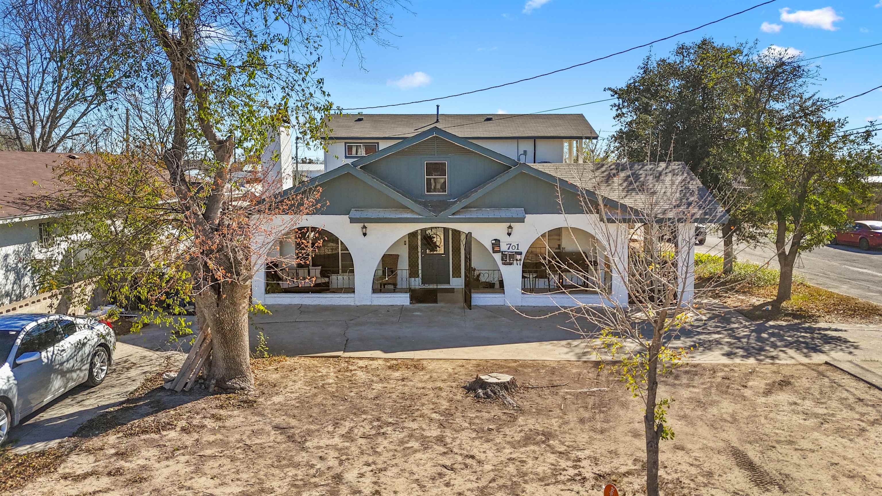 Image 6 of 33 For 701 6th E 
