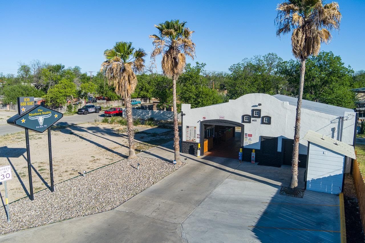 Details for 607 Gibbs W, Del Rio, TX 78840