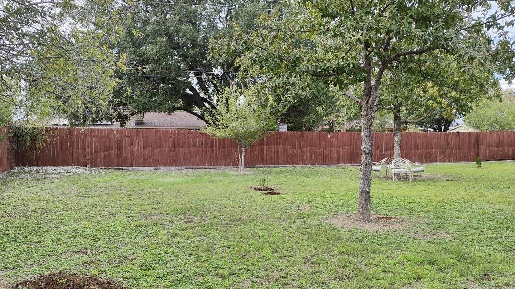 Image 22 of 24 For 202 Miller Drive Rental