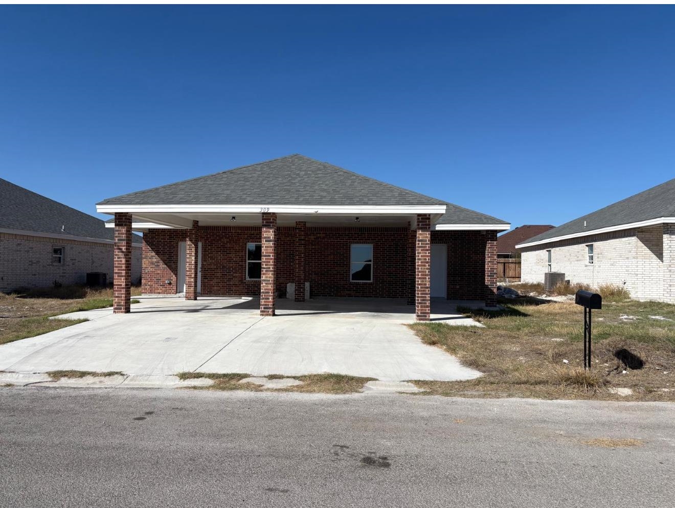Details for 309 Rosalinda, Del Rio, TX 78840