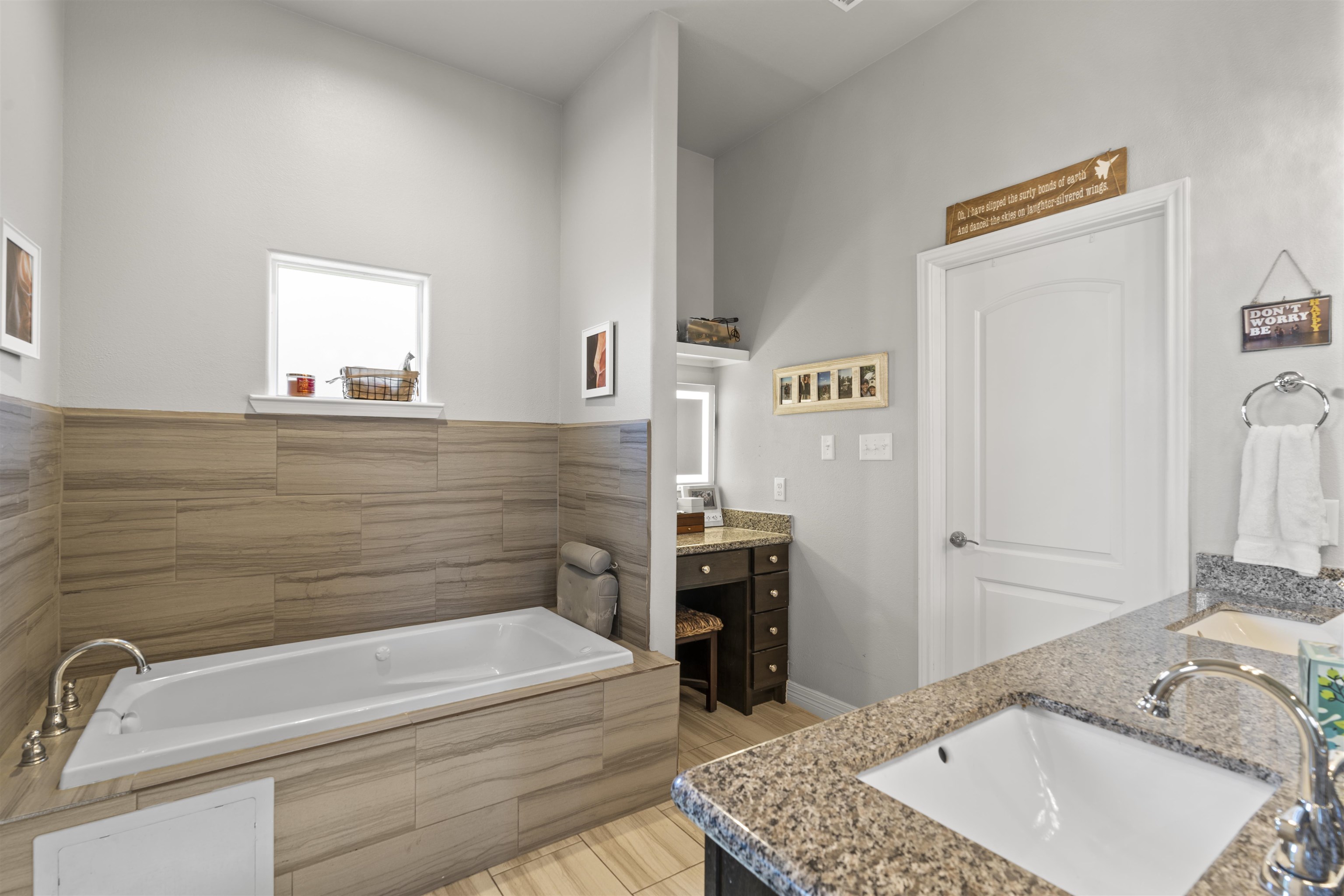 Image 19 of 41 For 102 Sitting Bull Lane Rental