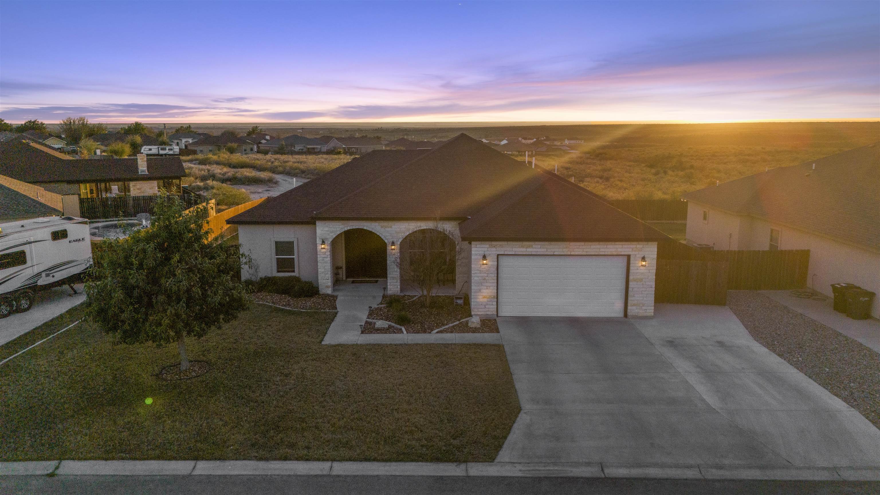 Image 2 of 41 For 102 Sitting Bull Lane Rental