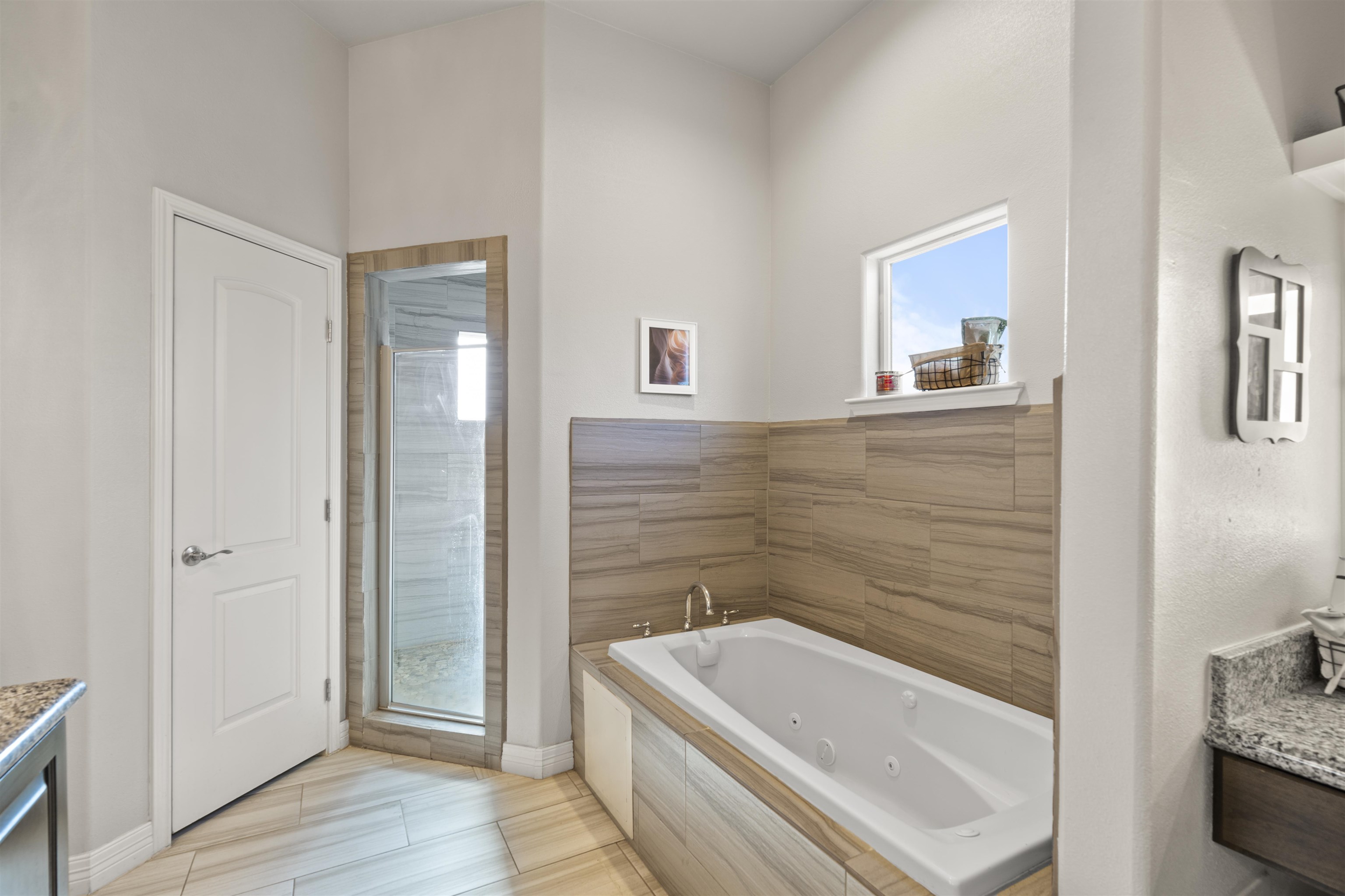 Image 20 of 41 For 102 Sitting Bull Lane Rental