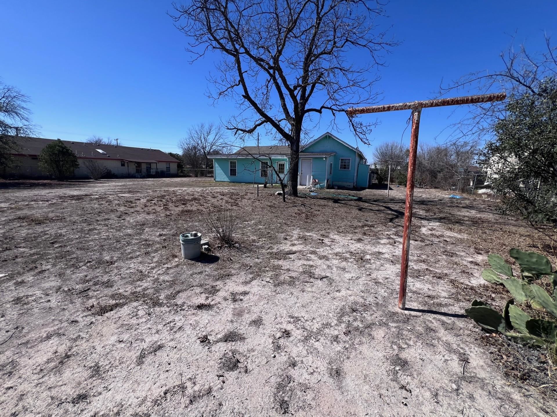 Image 4 of 17 For 703 Avenue R
