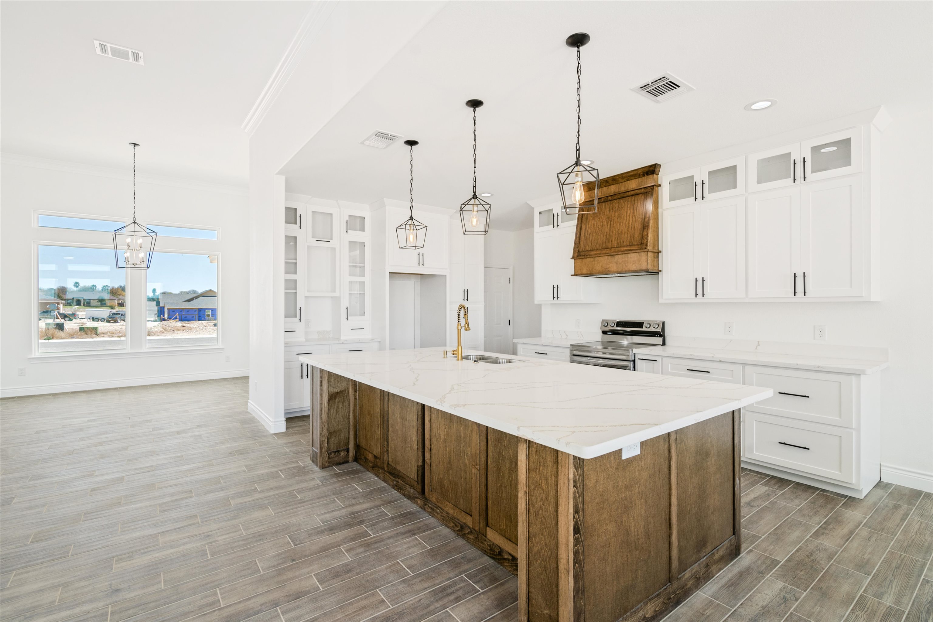 Image 12 of 50 For 1015 Buffalo Gap