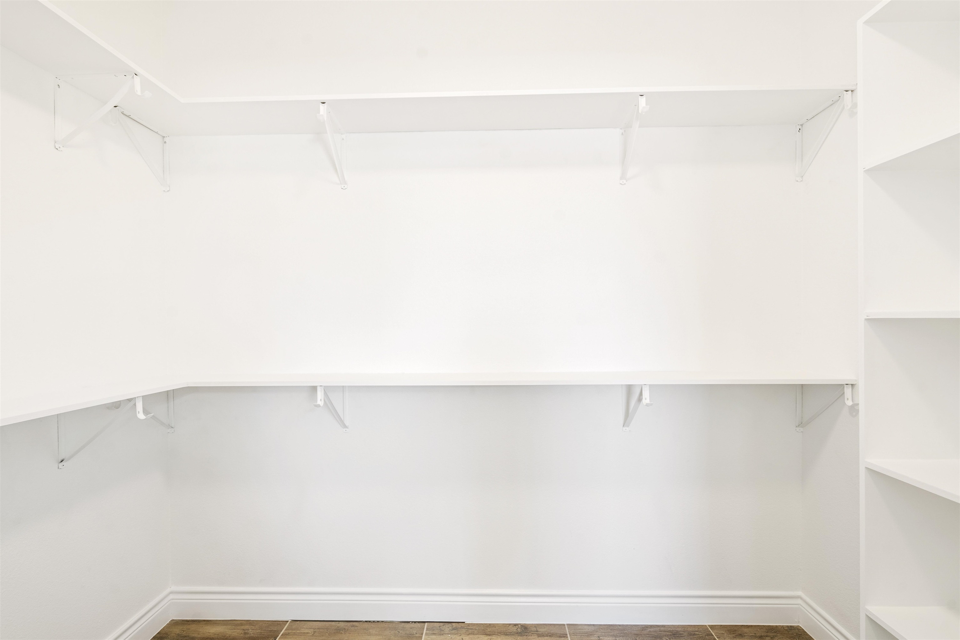 Image 32 of 50 For 1015 Buffalo Gap