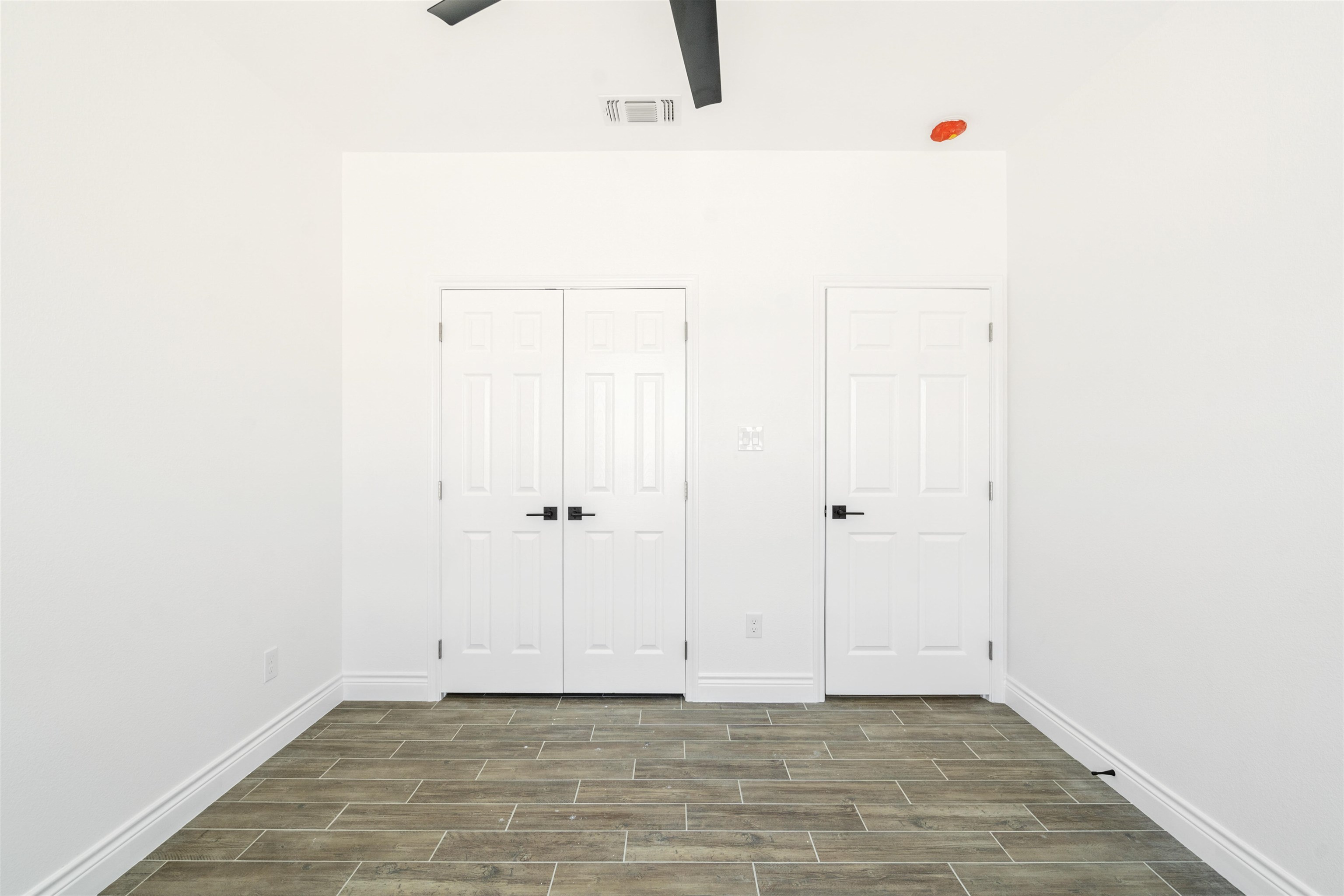 Image 39 of 50 For 1015 Buffalo Gap