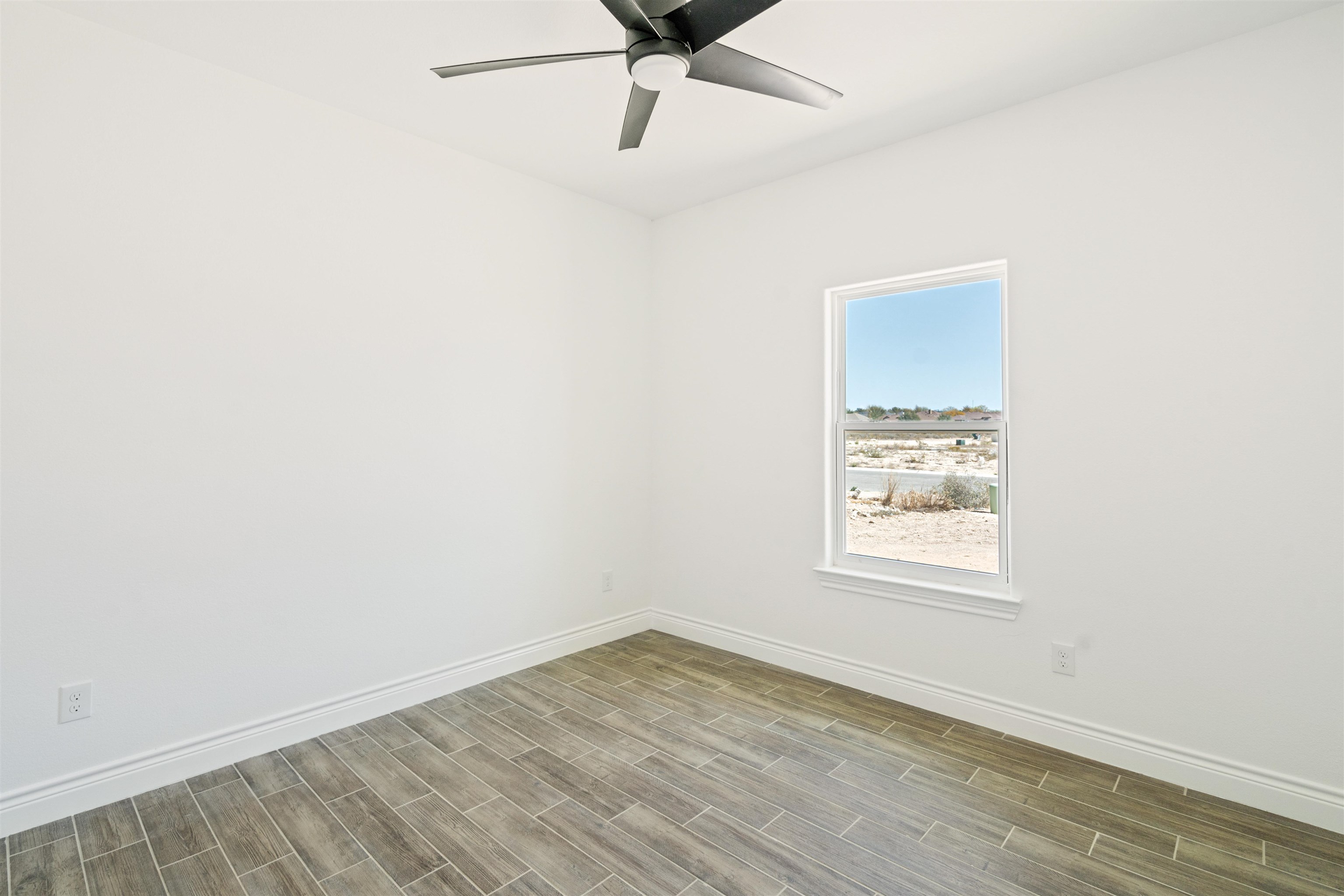 Image 40 of 50 For 1015 Buffalo Gap