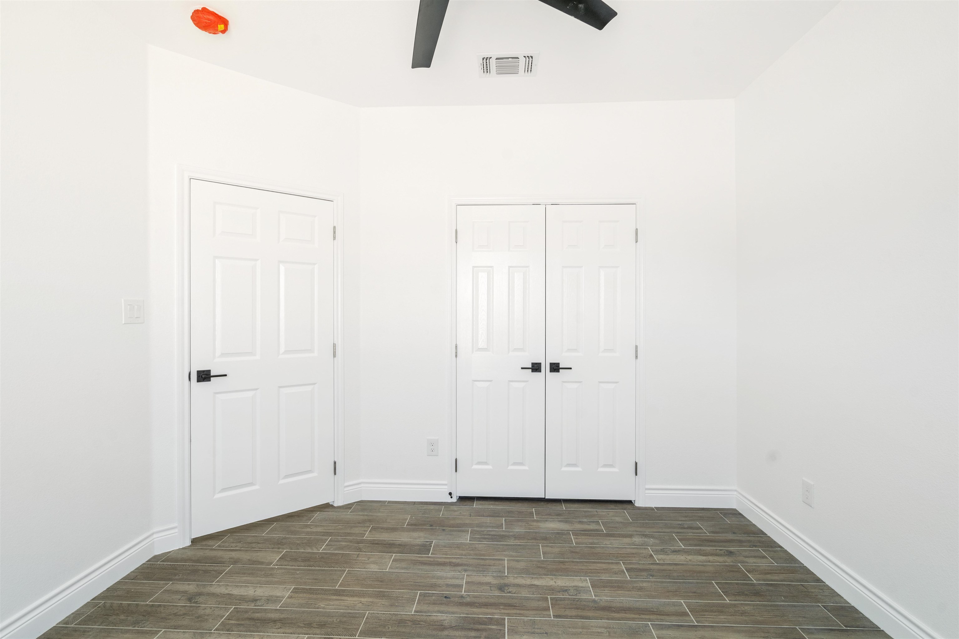 Image 41 of 50 For 1015 Buffalo Gap