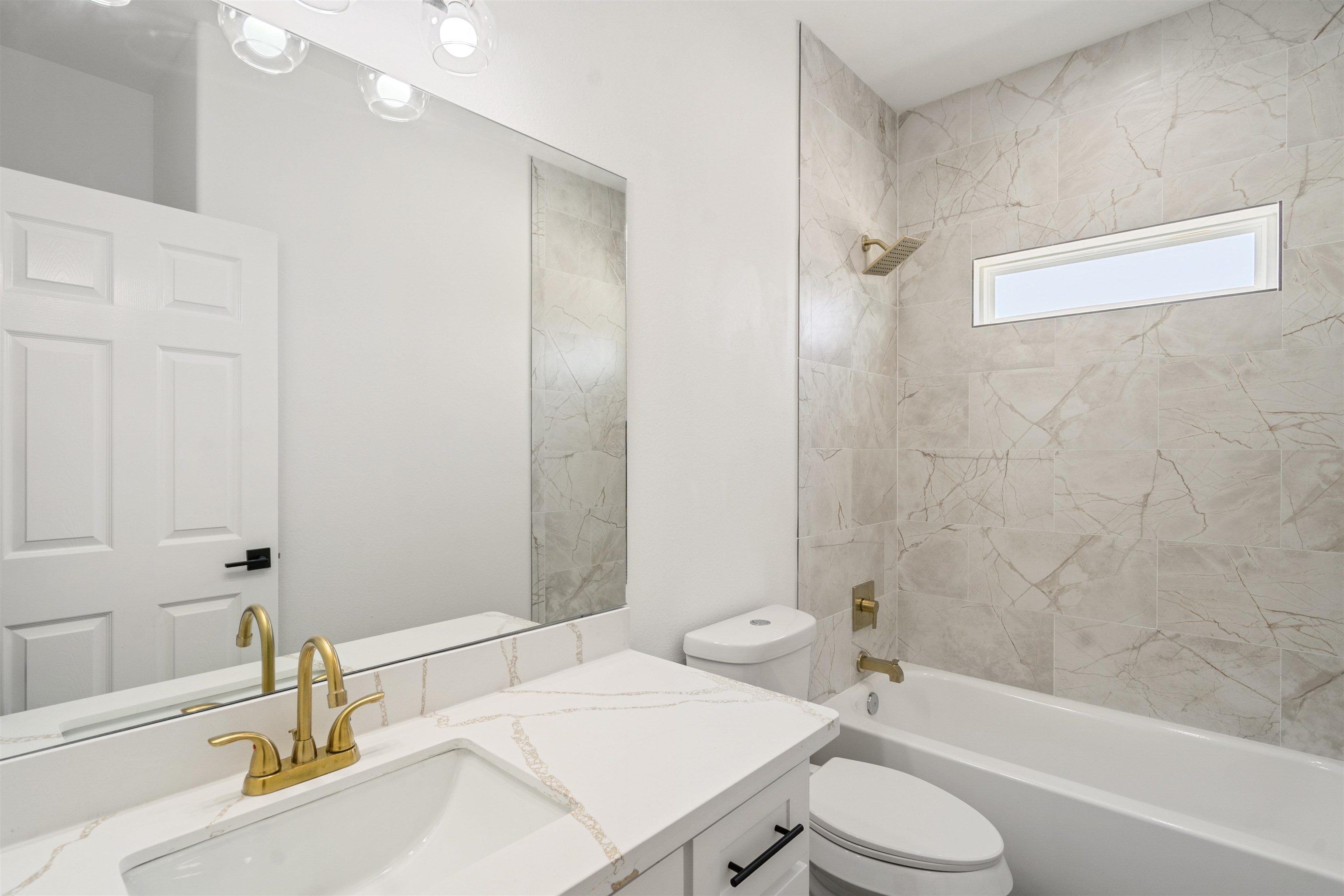 Image 42 of 50 For 1015 Buffalo Gap