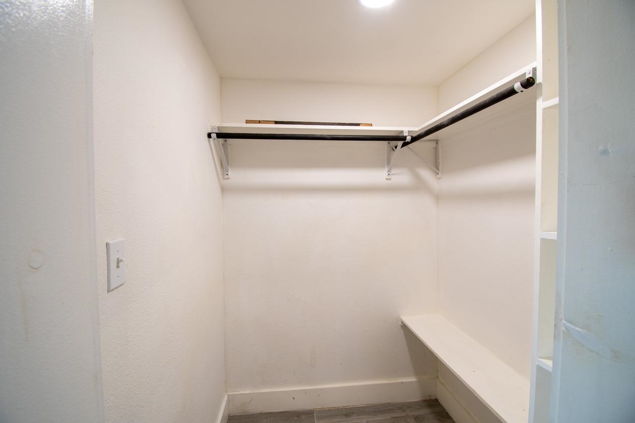 Image 14 of 17 For 11207 Us Hwy 90 Unit A2 W