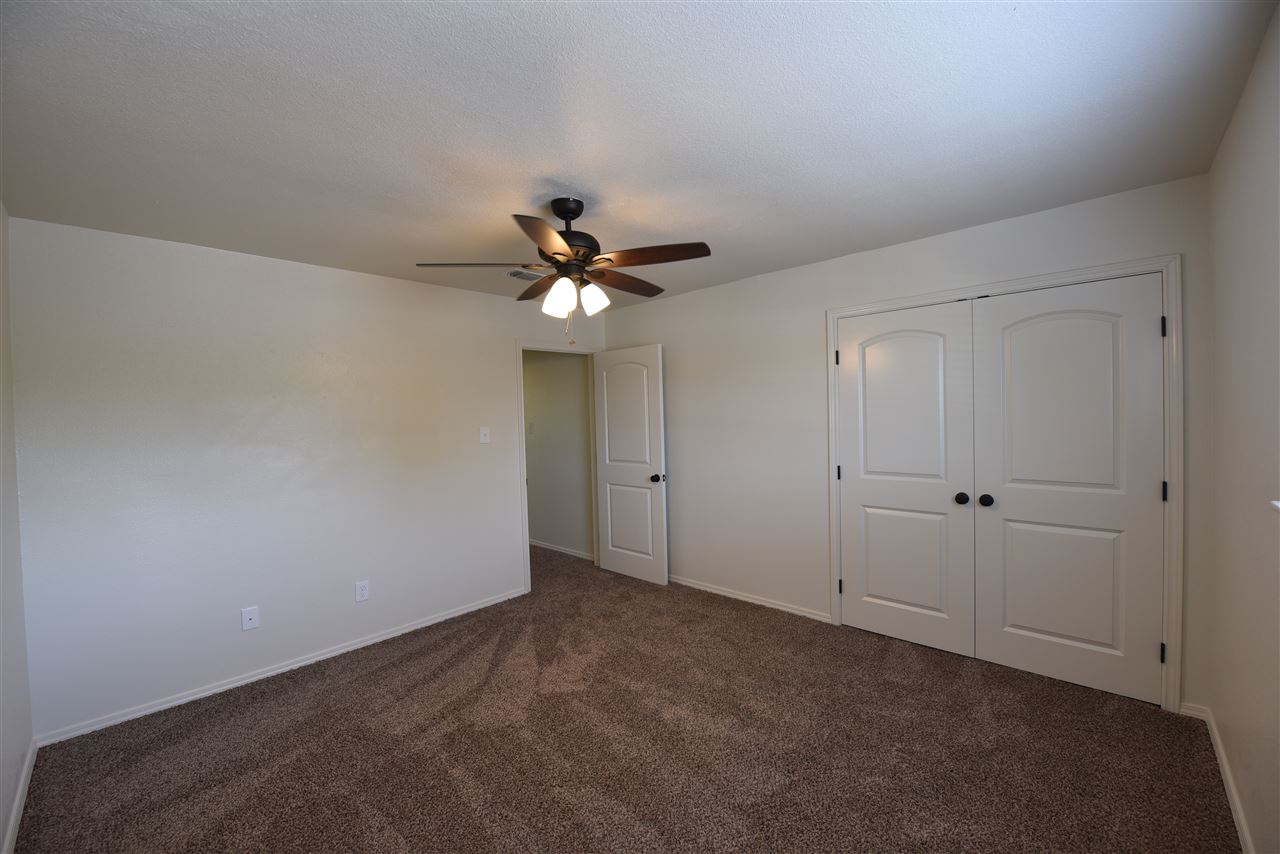 Image 9 of 18 For 111 Rhonda Drive B