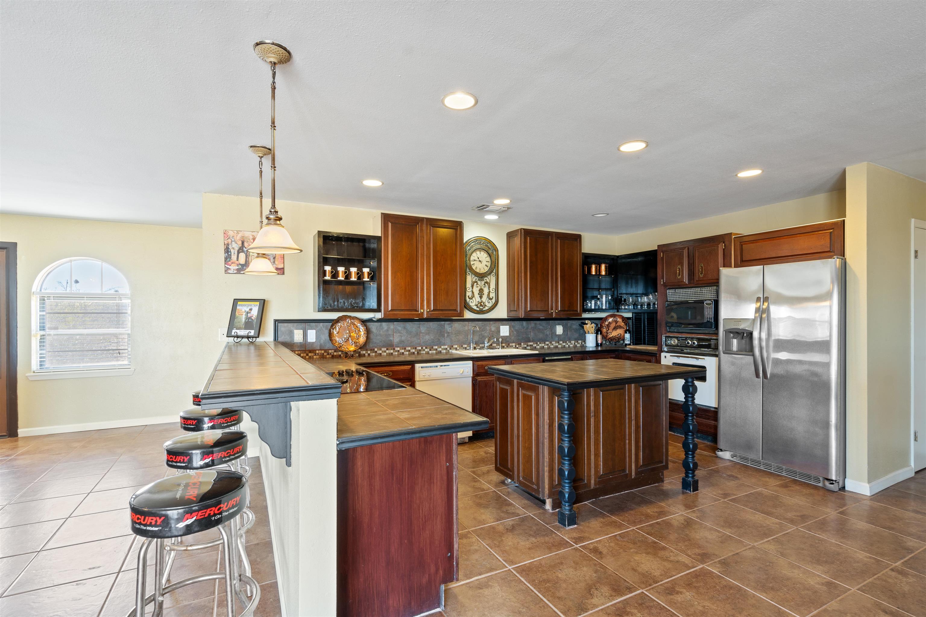 Image 16 of 50 For 316 Grandview