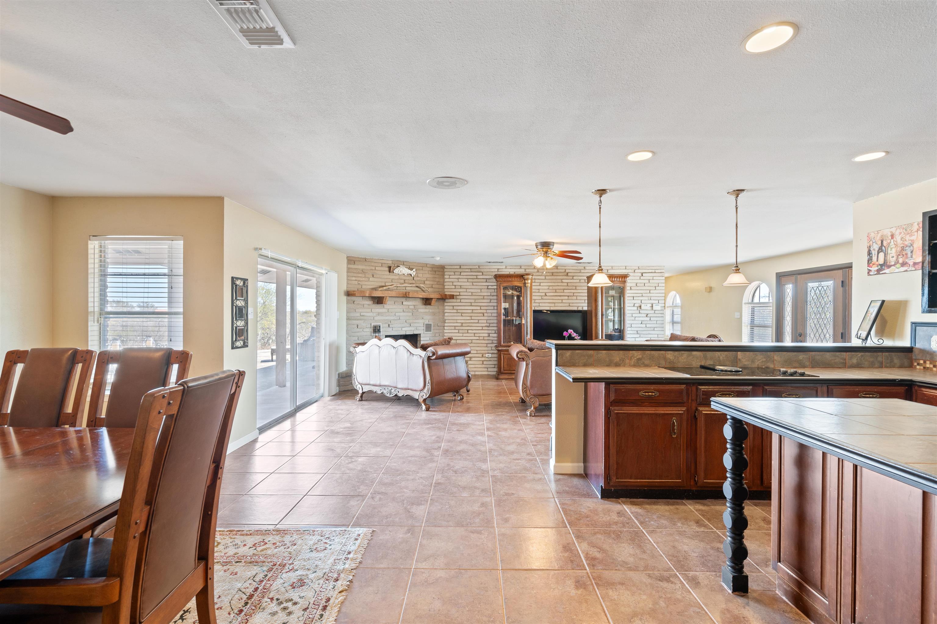 Image 18 of 50 For 316 Grandview