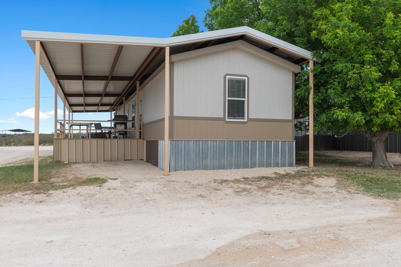 Image 11 of 47 For 6748 Texas Road #2