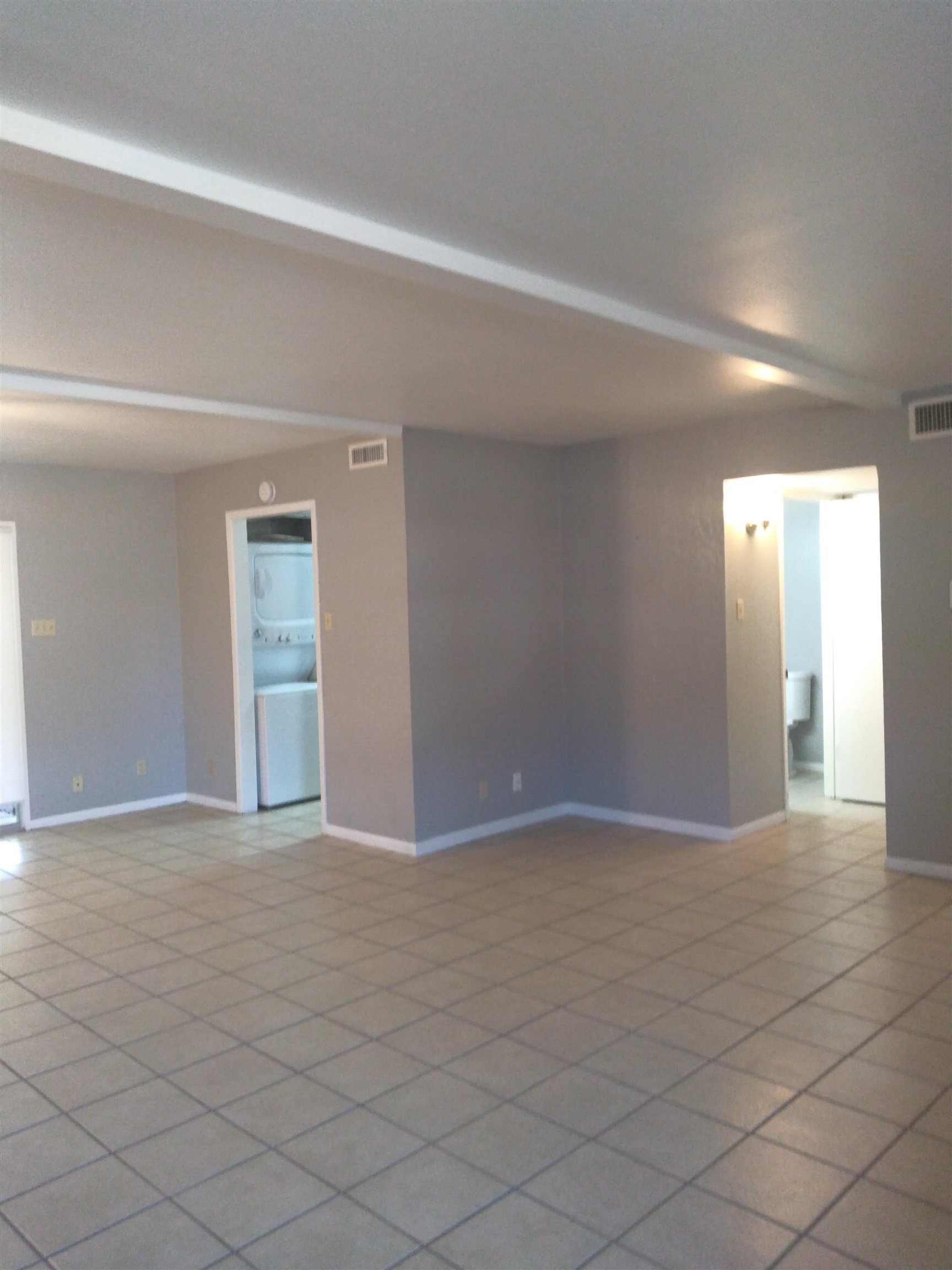 Image 6 of 23 For 100 Royal Way #17 C