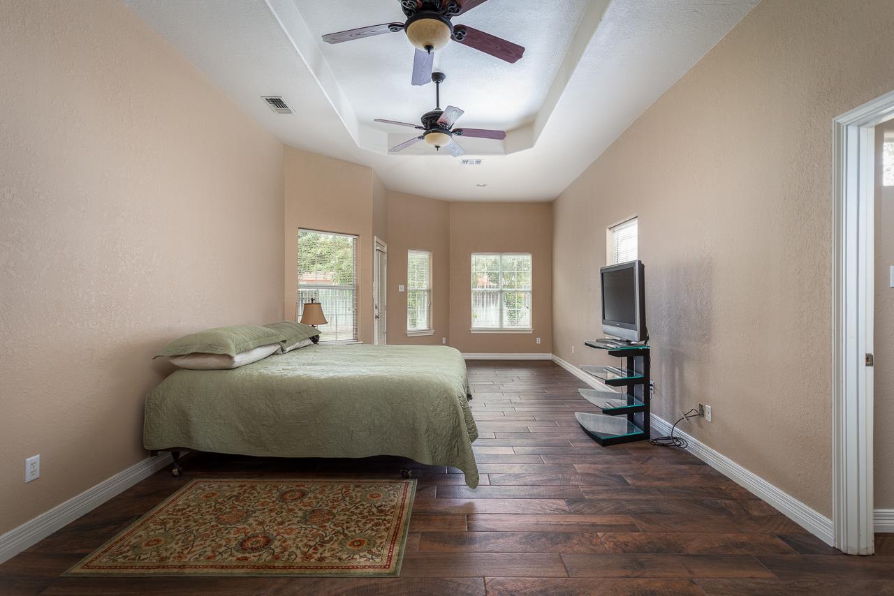 Image 23 of 39 For 100 Timber Rock