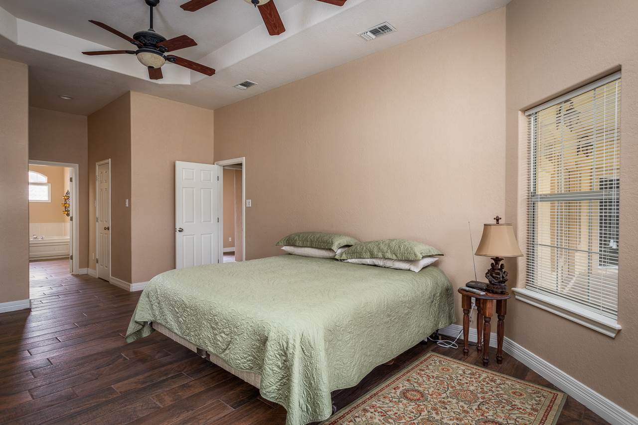 Image 24 of 39 For 100 Timber Rock